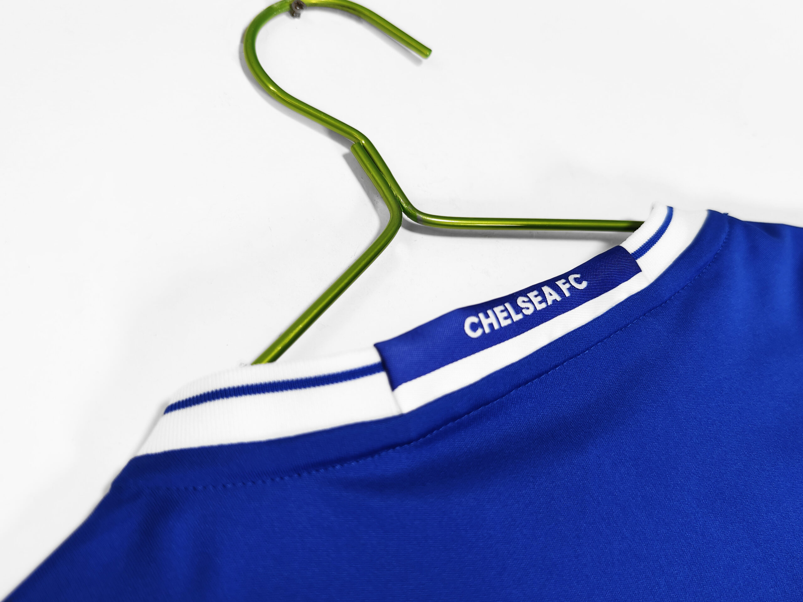 16-17 Chelsea Home Retro Jersey - Image 10