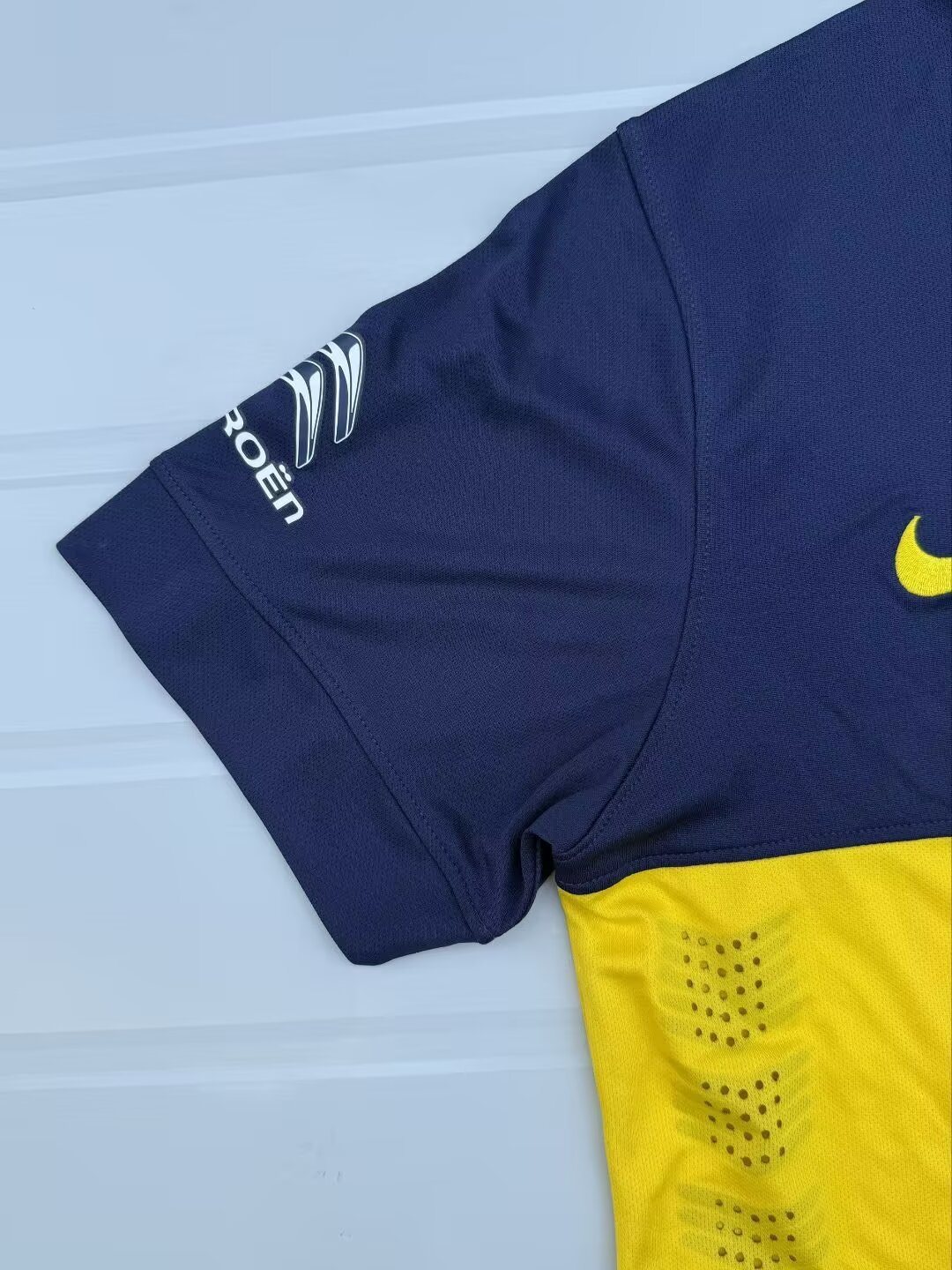 14-15 Boca Juniors Home Retro Jersey - Image 4