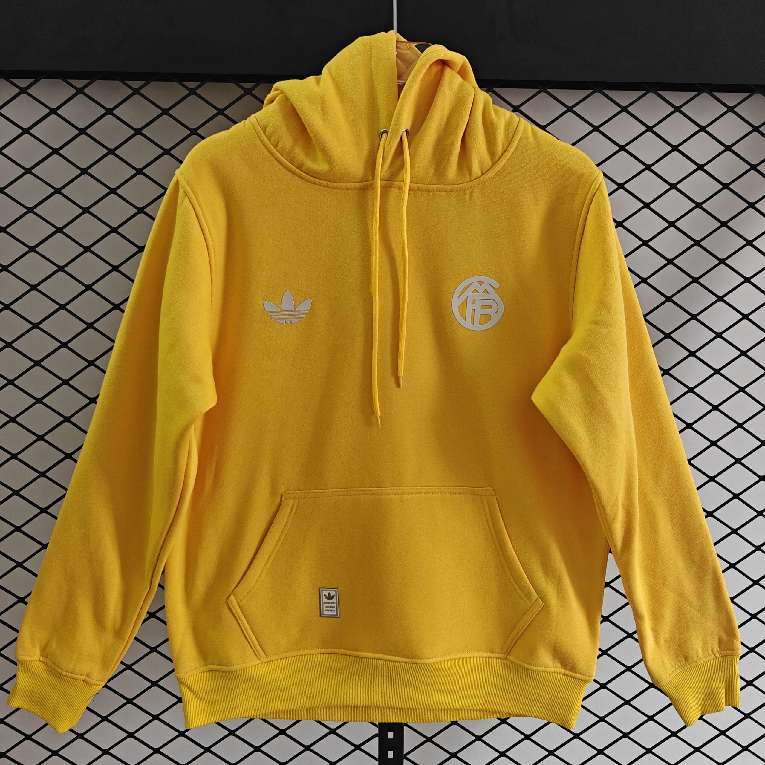 25-26 Bayern Hoodie - Image 6