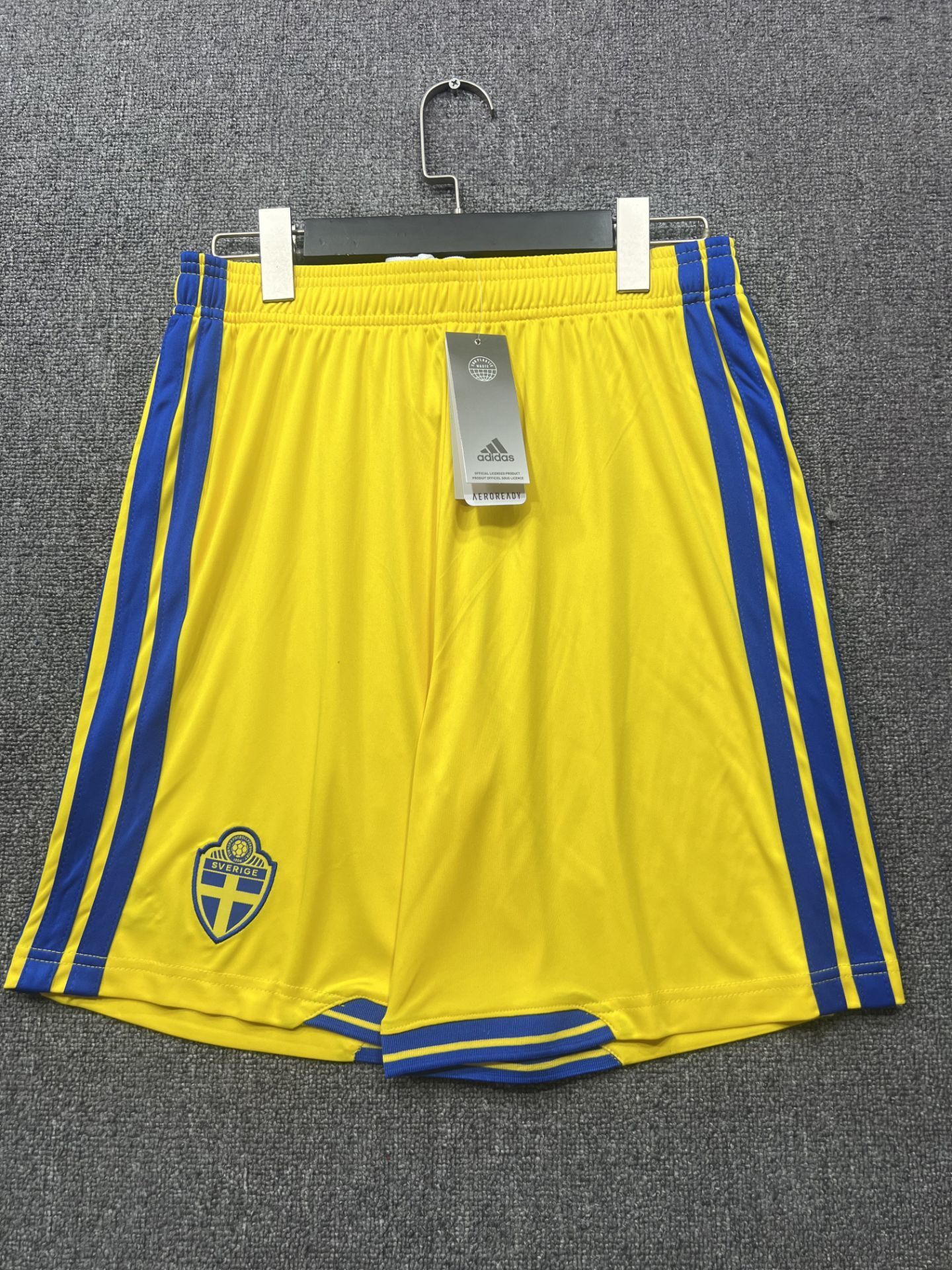 2026 Sweden Home Short/2026 - Replica Jersey | JerseyLab
