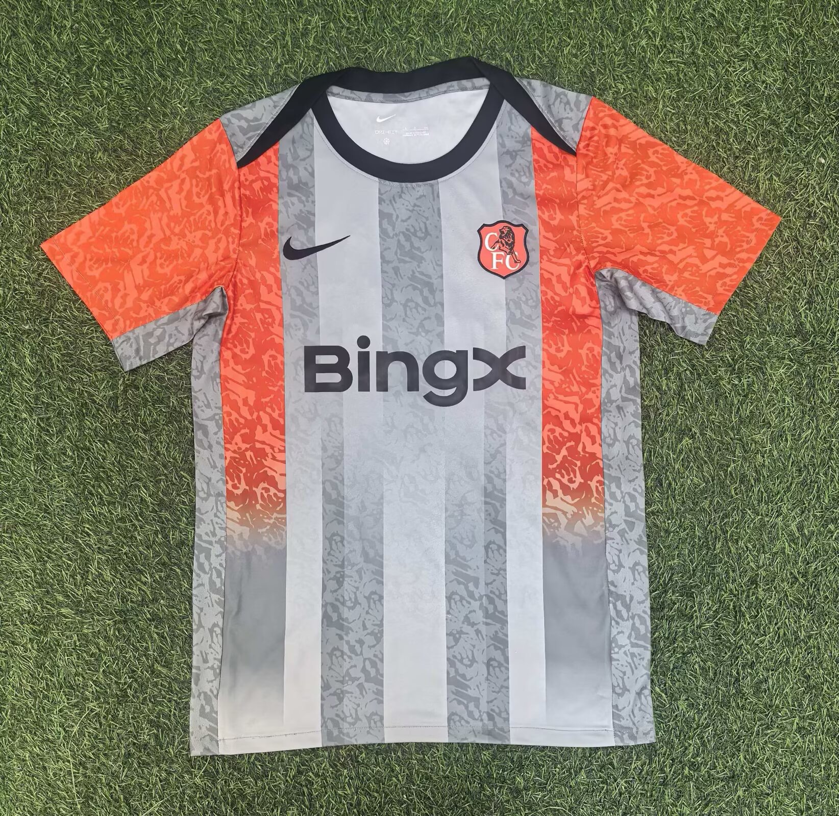 26-27 Chelsea Training Jersey