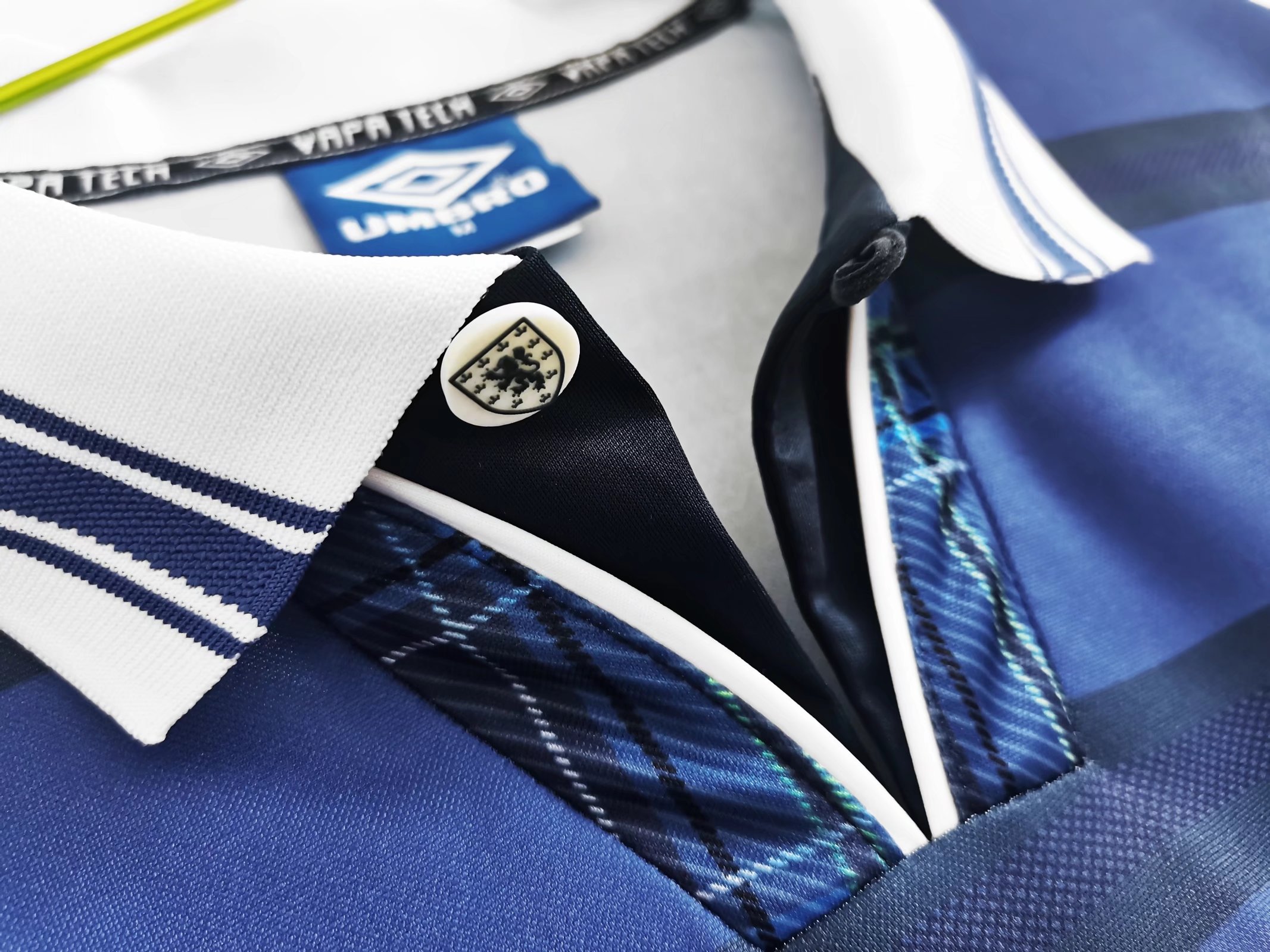 1998-00 Scotland Home Retro Jersey - Image 5