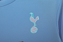 06-07 Tottenham Hotspur Away Retro Jersey - Image 6