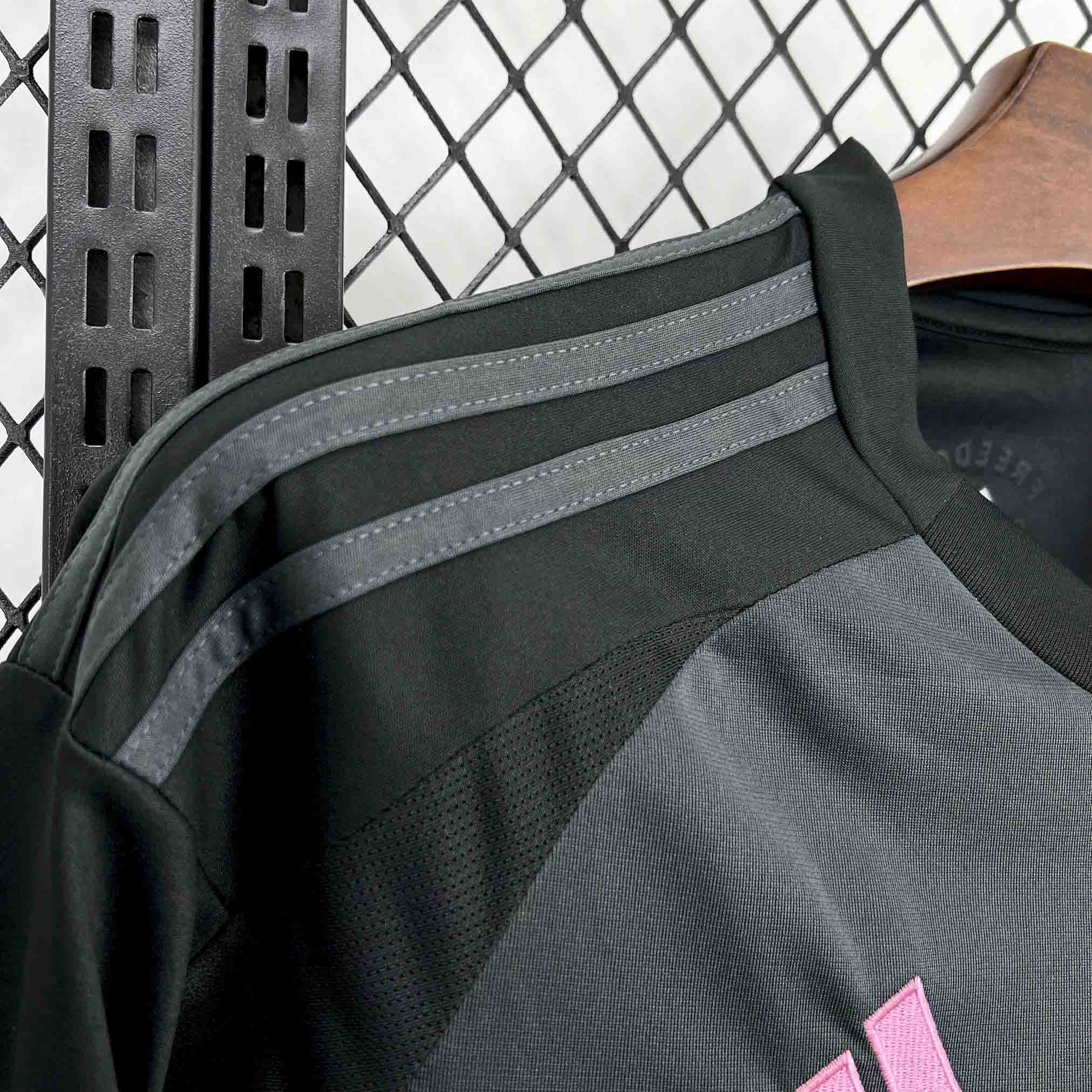 25-26 Miami Away Fans Jersey/25-26 - Image 5