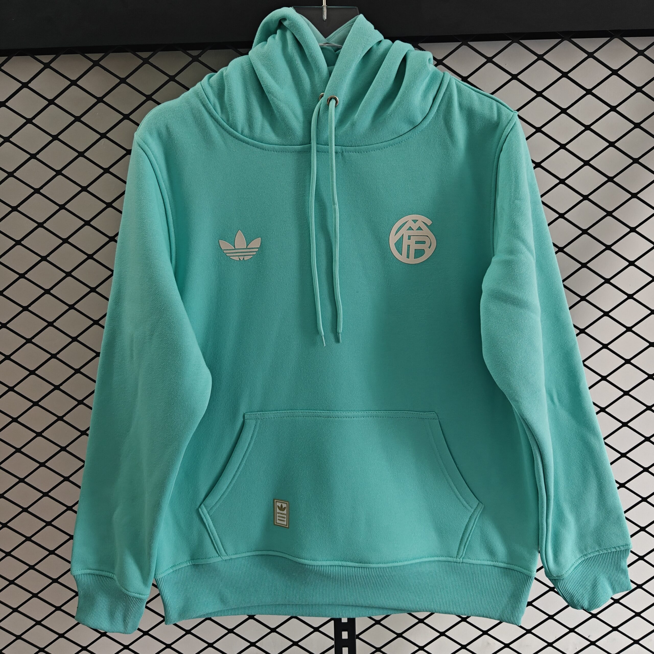 25-26 Bayern Hoodie - Image 8