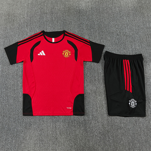 26-27 Manchester United Short Sleeve Training Suit - Image 4