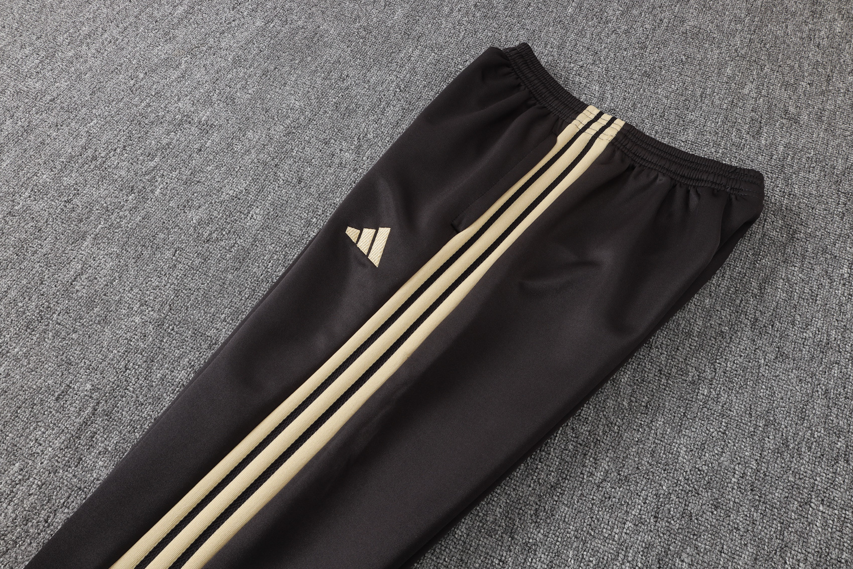 26-27 Flamengo Jacket Suit - Image 10