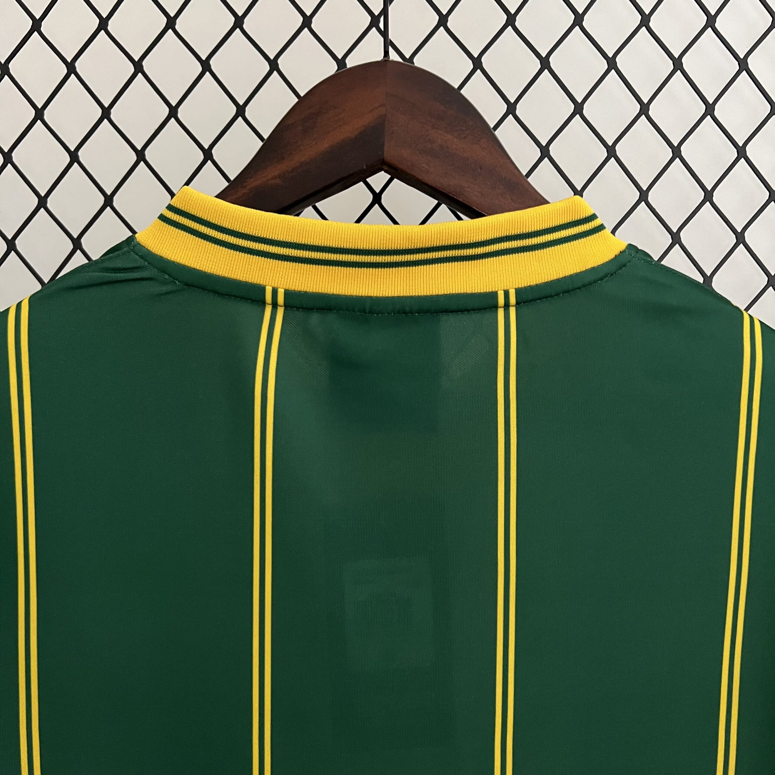 1984 Leicester City Away Retro Jersey - Image 8