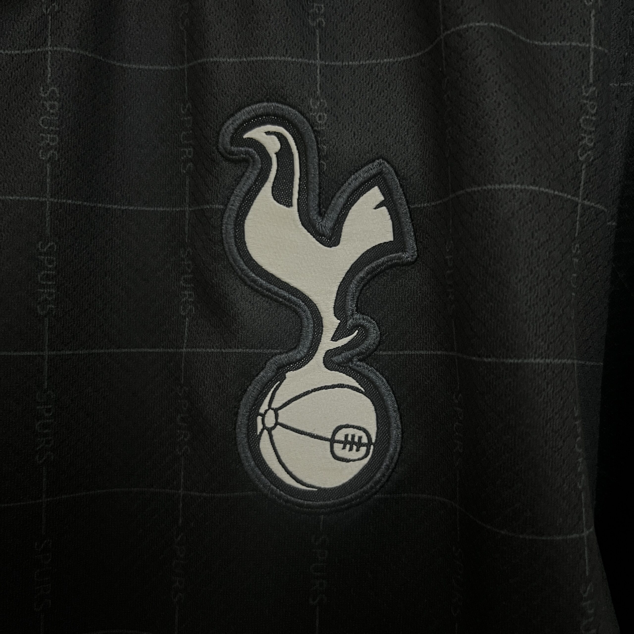 25-26 Tottenham Hotspur Away Fans Jersey - Image 3