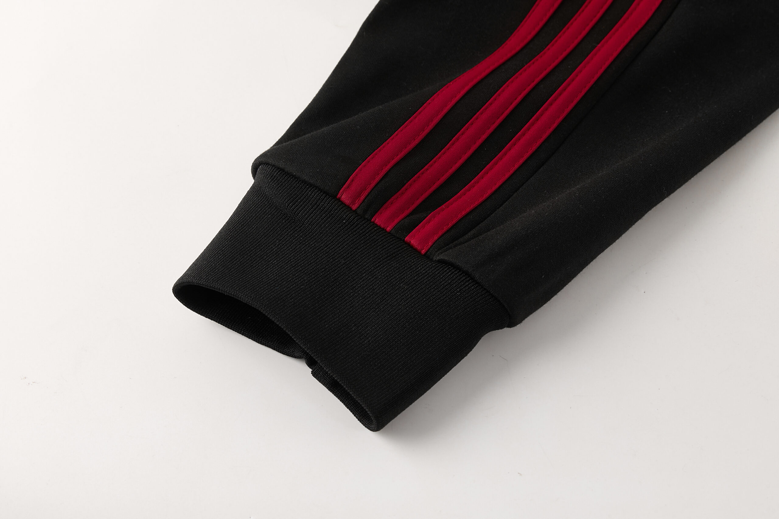 26-27 Liverpool Black hoodie Suit - Image 9