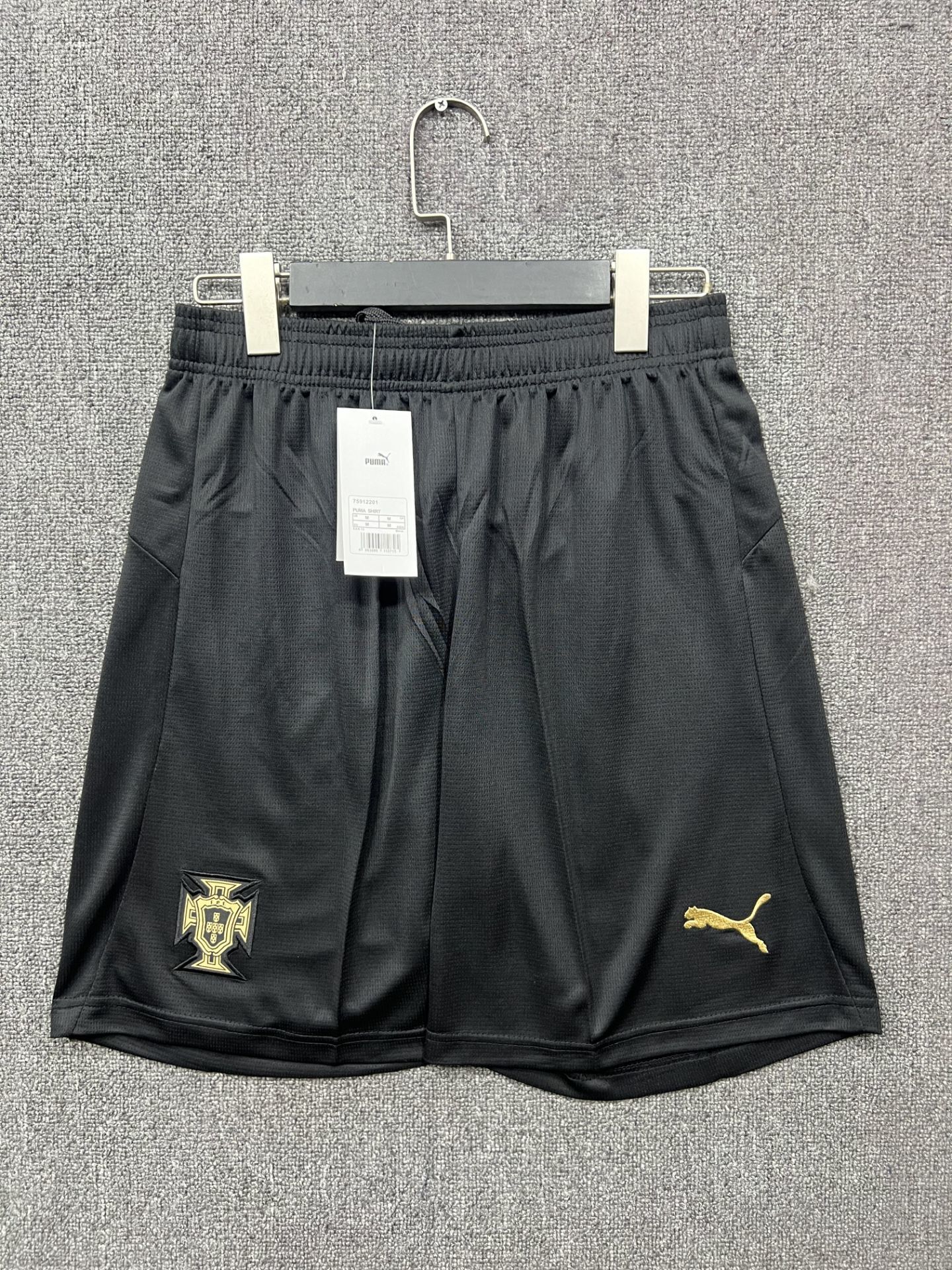 25-26 Portugal Special Short