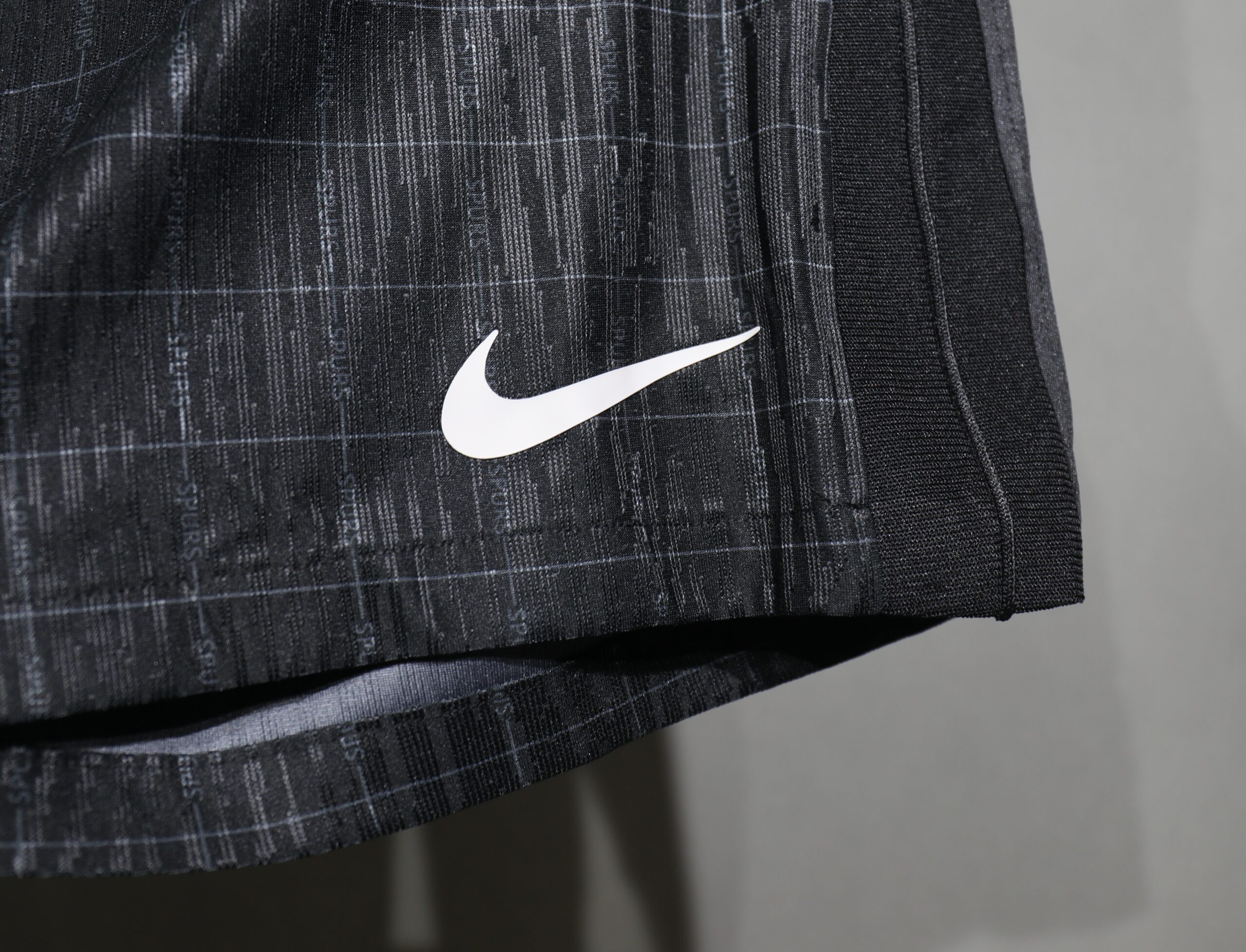 25-26 Tottenham Hotspur Away Player Shorts - Image 3