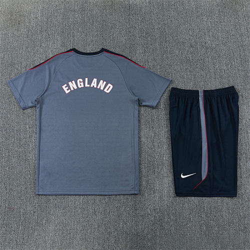 2026 England Short Sleeve Training Suit - Image 5