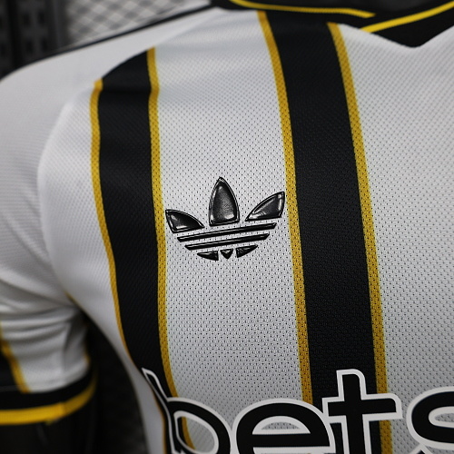 25-26 Boca Juniors Special Player Jersey - Image 4