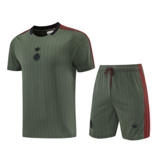 25-26 Bayern Short Sleeve Training Suit