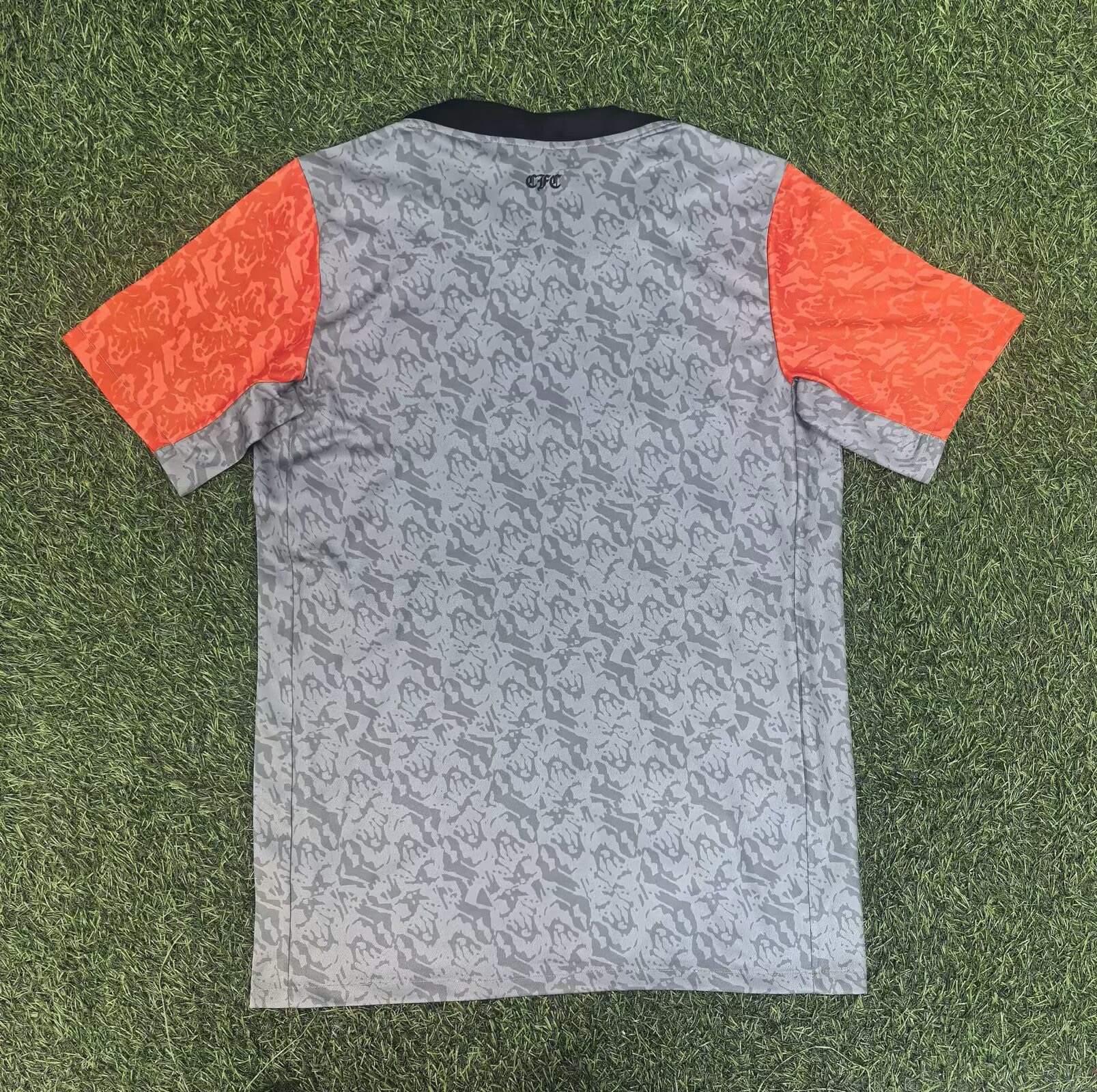 26-27 Chelsea Training Jersey - Image 2
