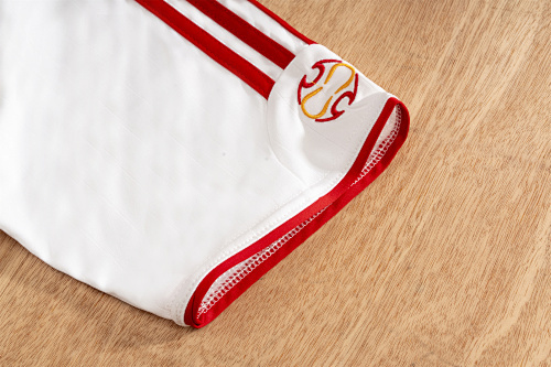 2006 Spain Away Retro Jersey - Image 7