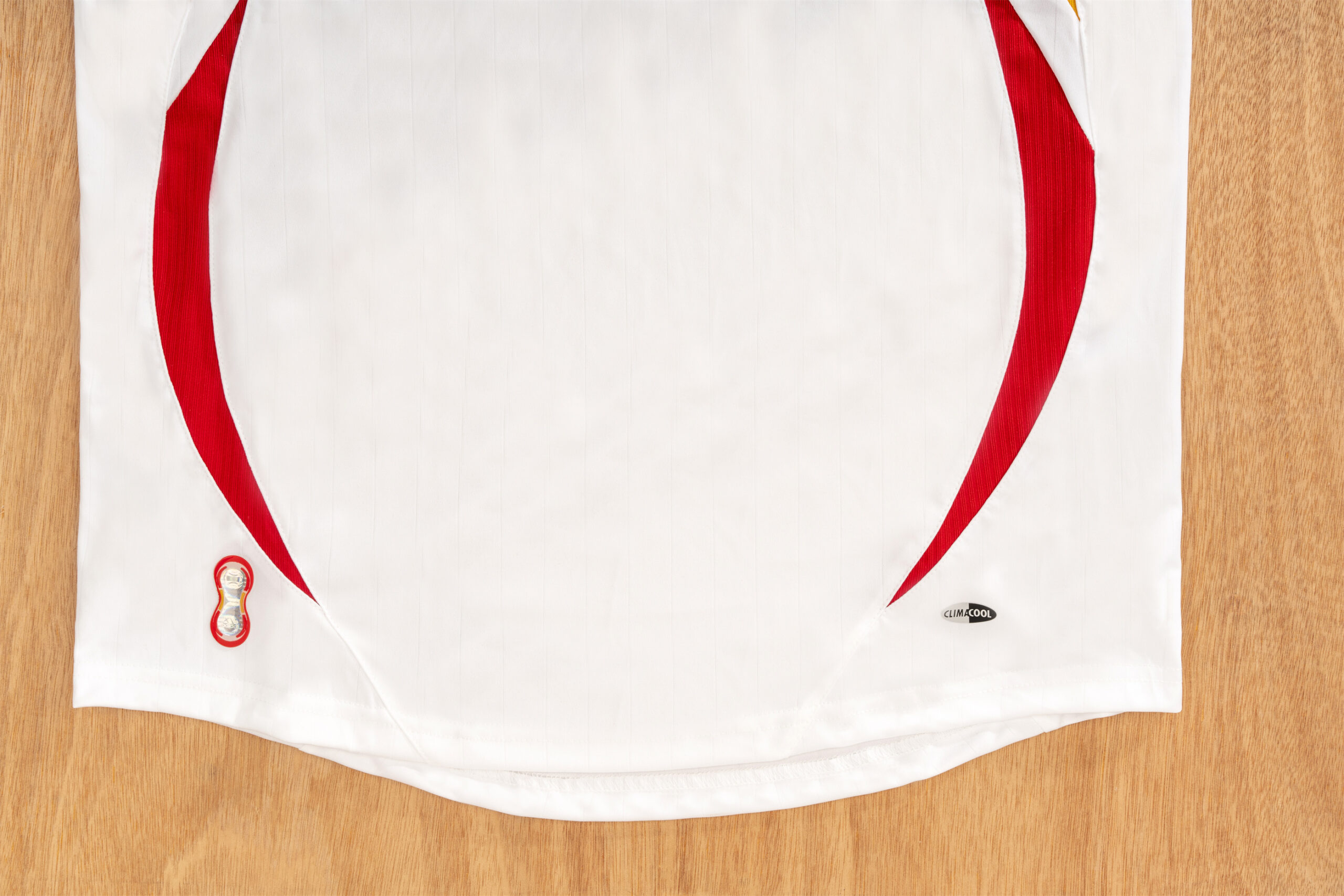 2006 Spain Away Retro Jersey - Image 8