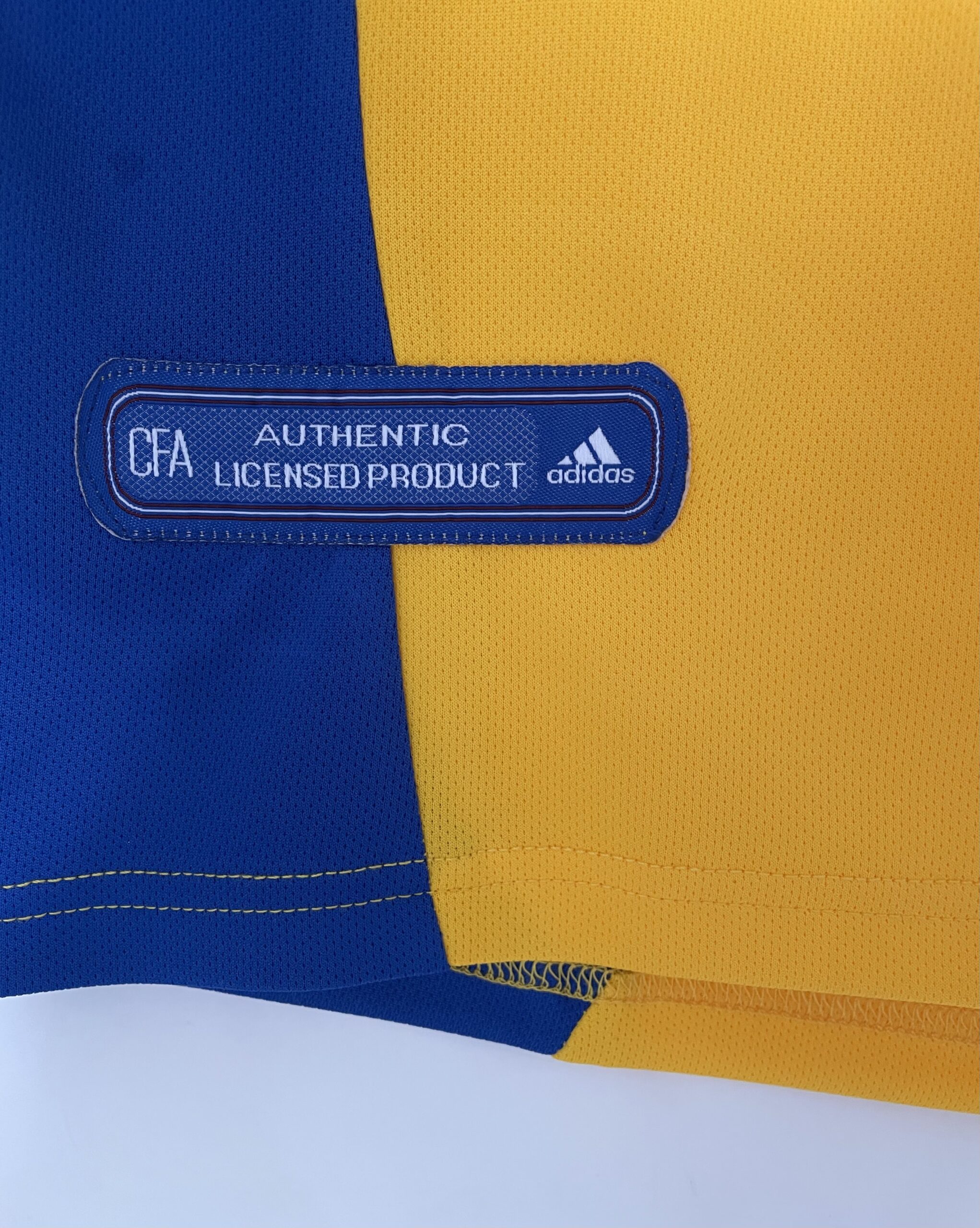 2000 Romania Home Retro Jersey - Image 4