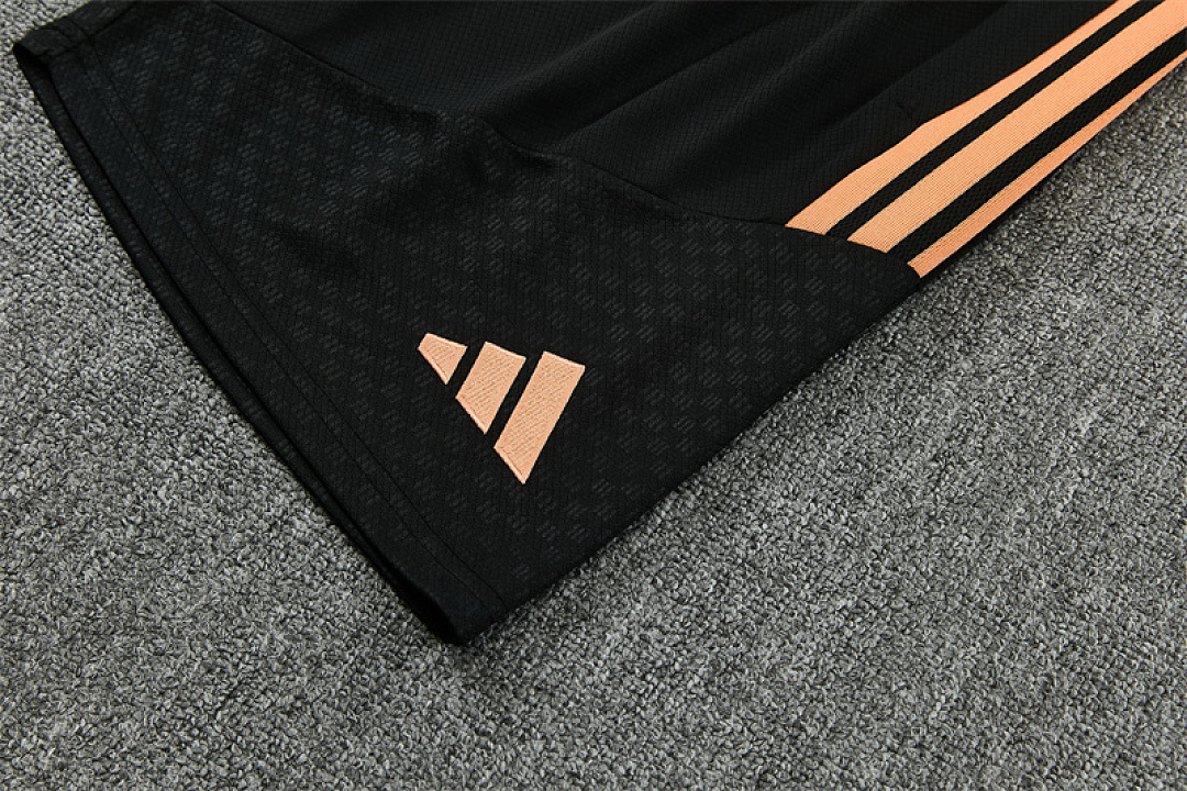 26-27 Arsenal Short Sleeve Training Suit - Image 13