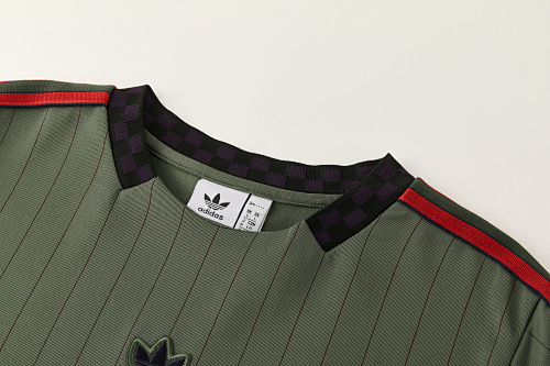 25-26 Bayern Short Sleeve Training Suit - Image 4