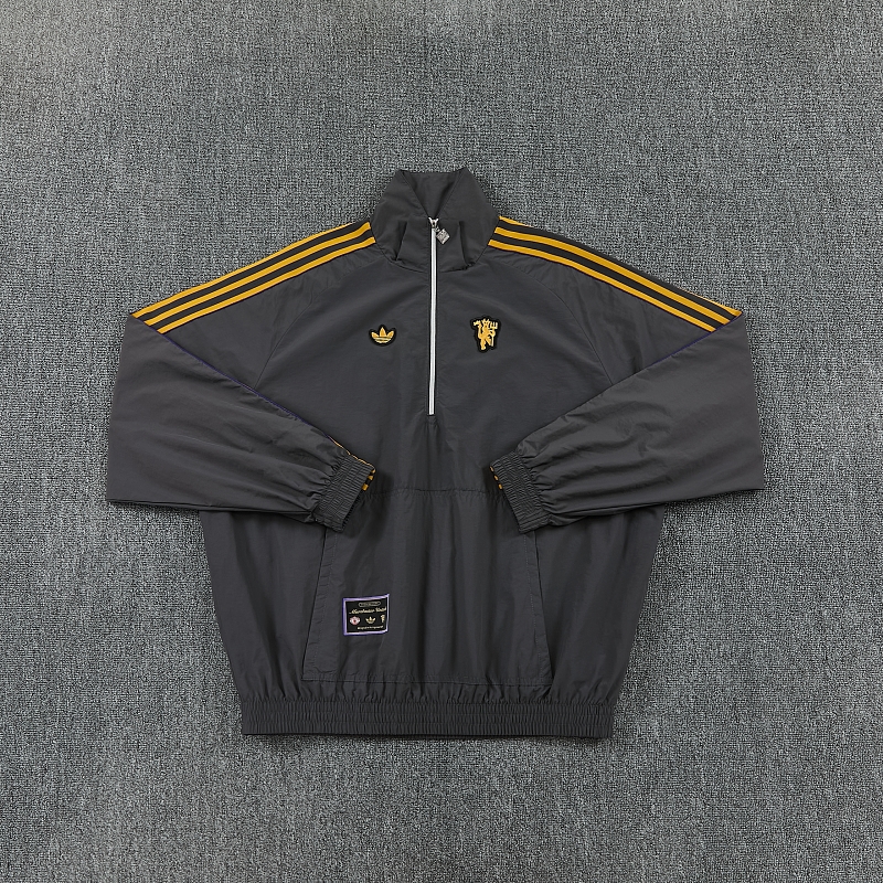 2026 Manchester United Gray Windbreaker - Image 2