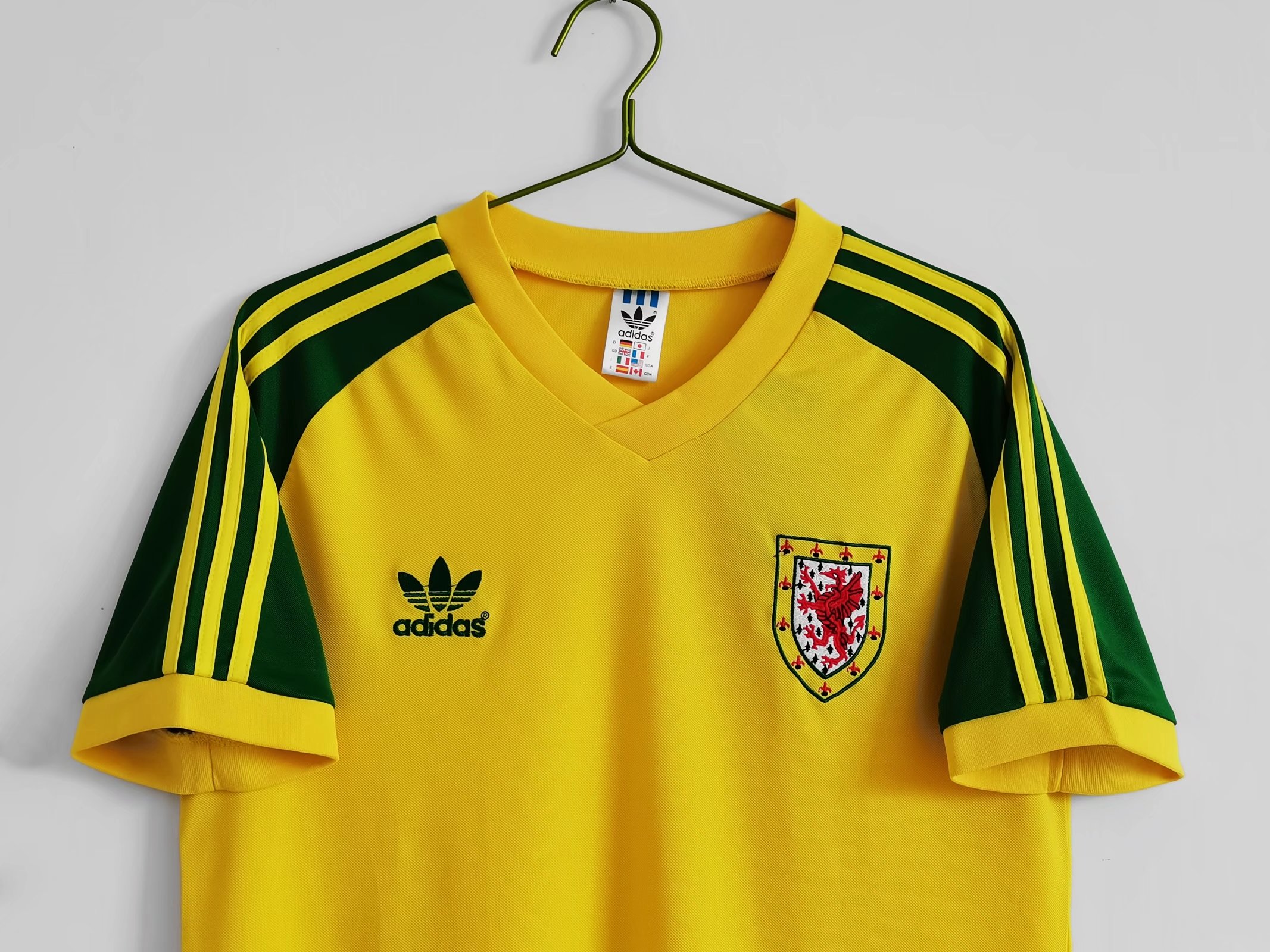 1982 Wales Away Retro Jersey - Image 2