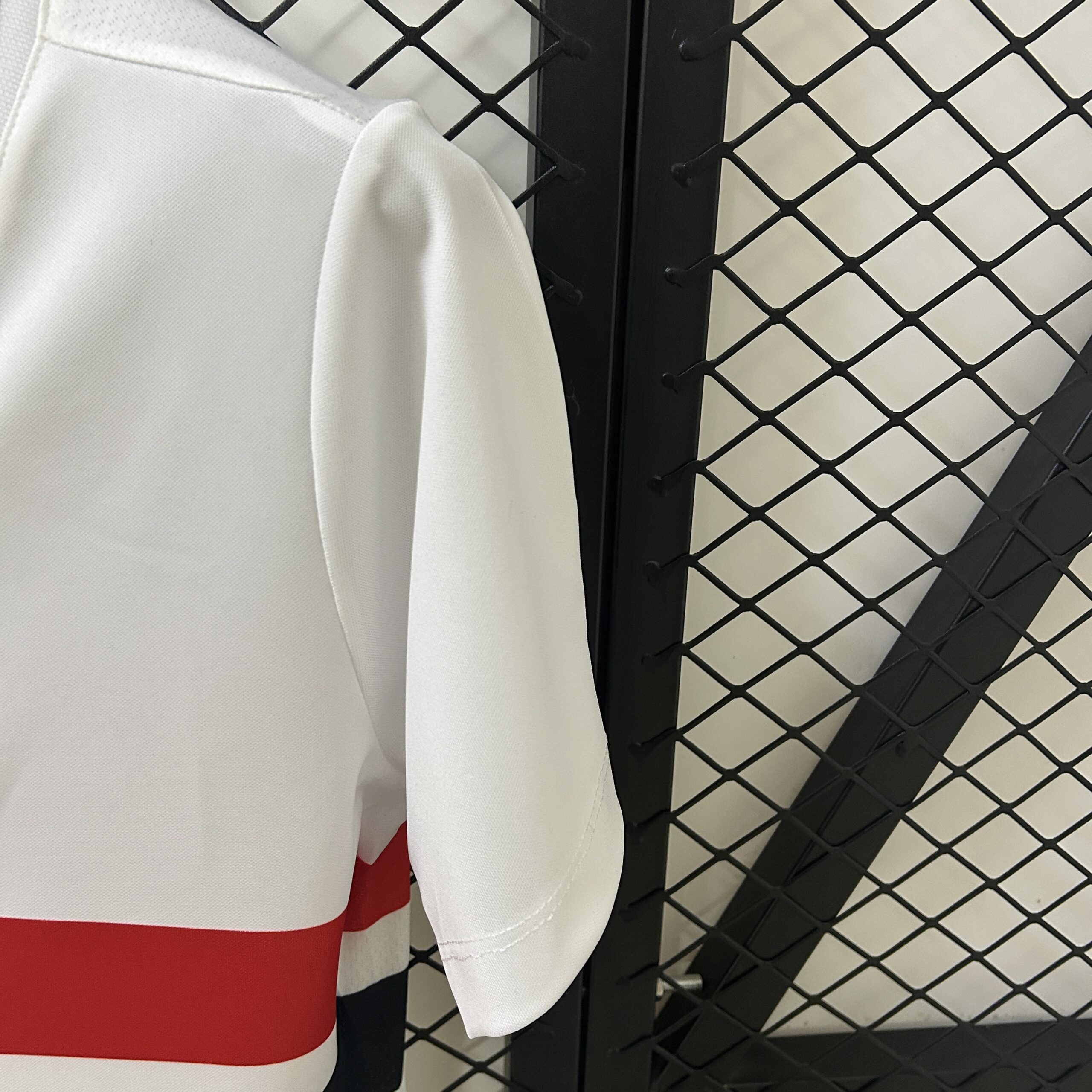 25-26 Sao Paulo Home Woman Jersey - Image 3