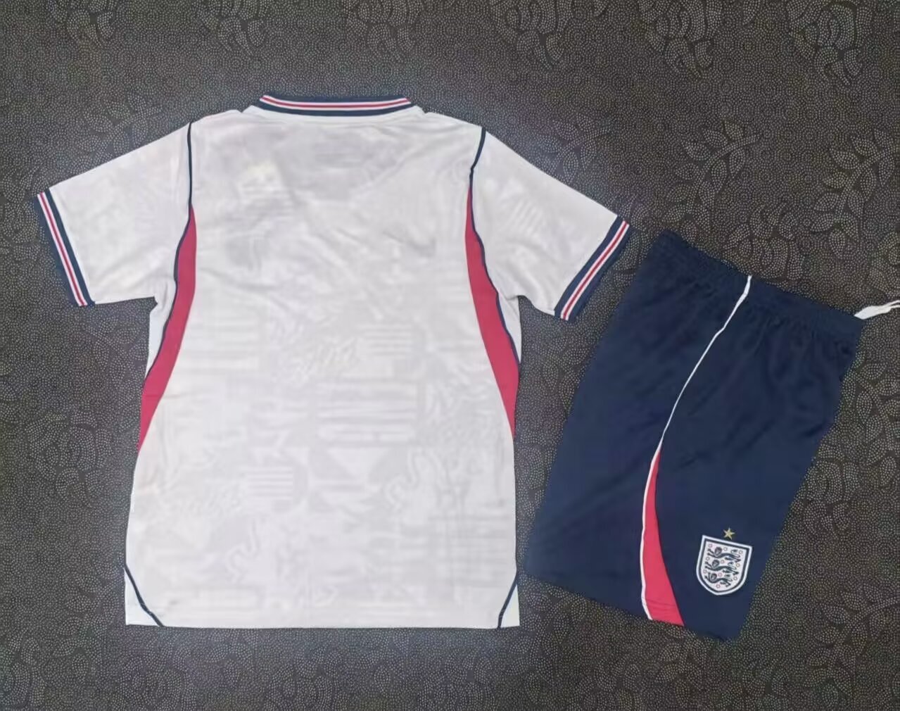 2026 England Home Kid Kit/2026 - JerseyLab - Image 2