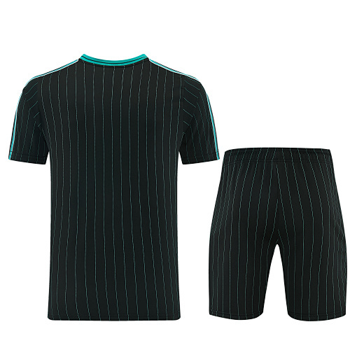 25-26 Liverpool Short Sleeve Training Suit - Image 2