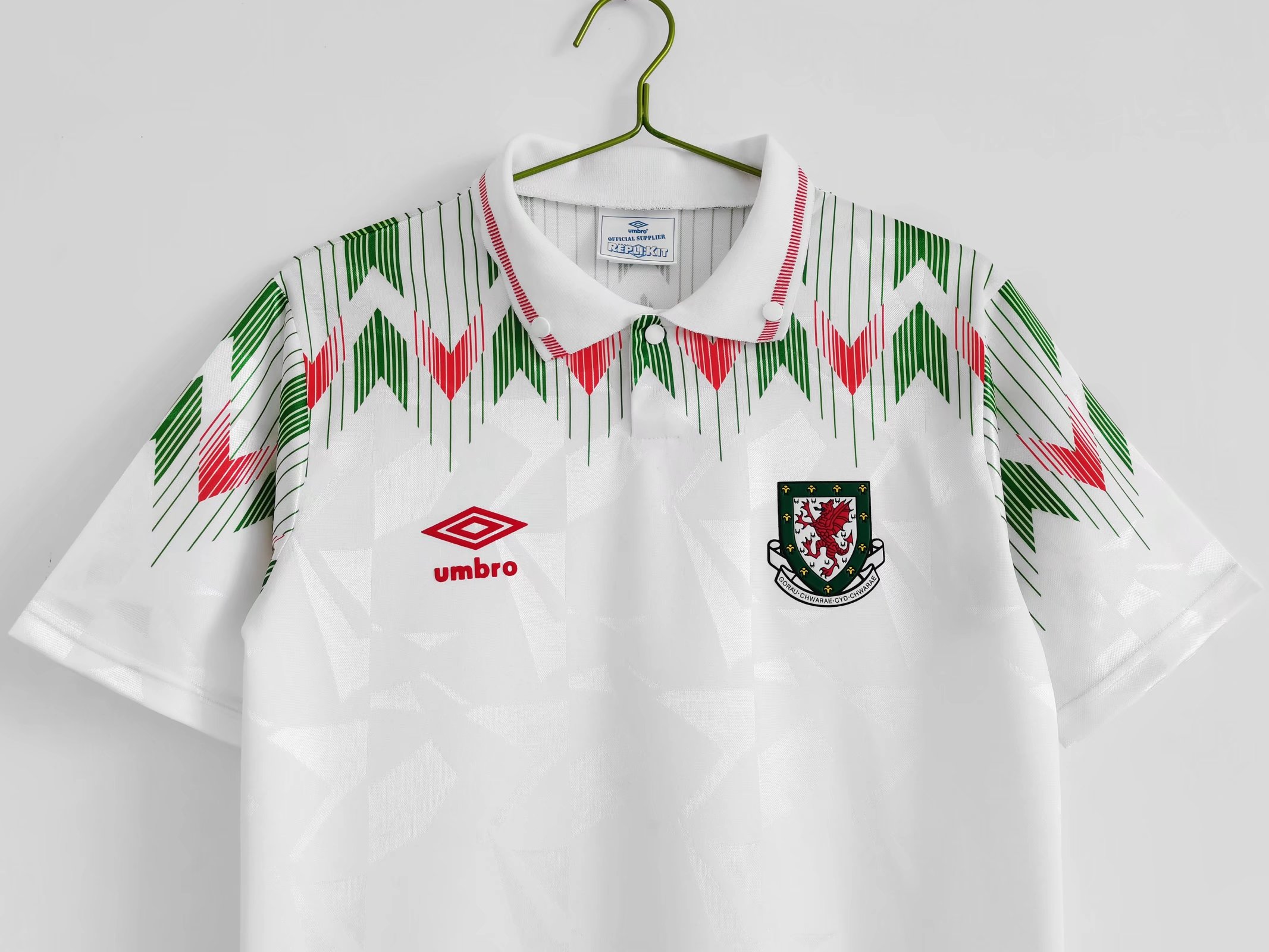 1990-92 Wales Away Retro Jersey - Image 3