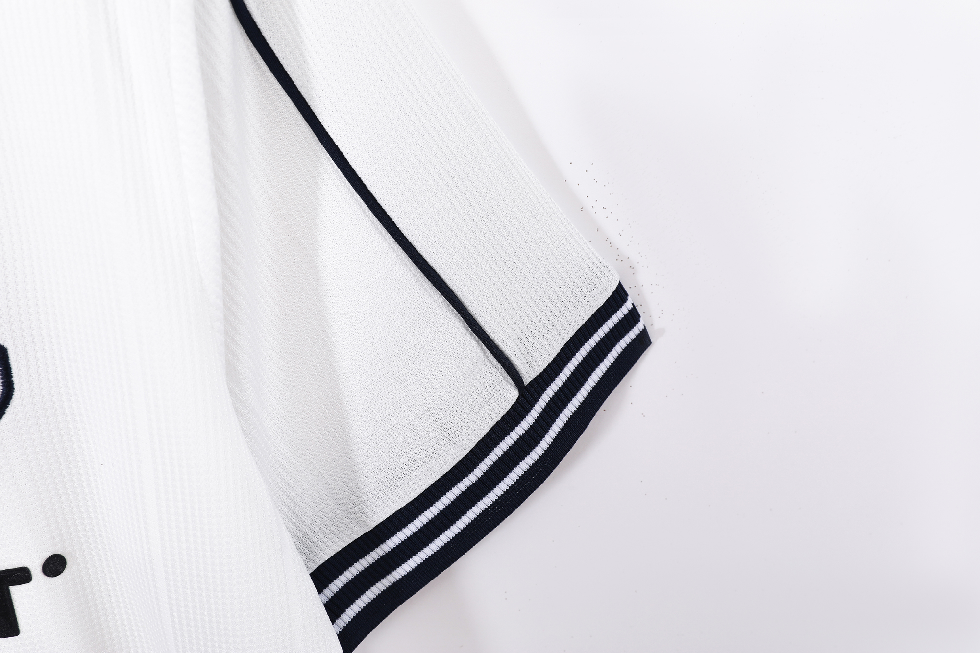 97-99 Tottenham Hotspur Home Retro Jersey - Image 4