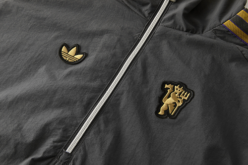 2026 Manchester United Gray Windbreaker - Image 4