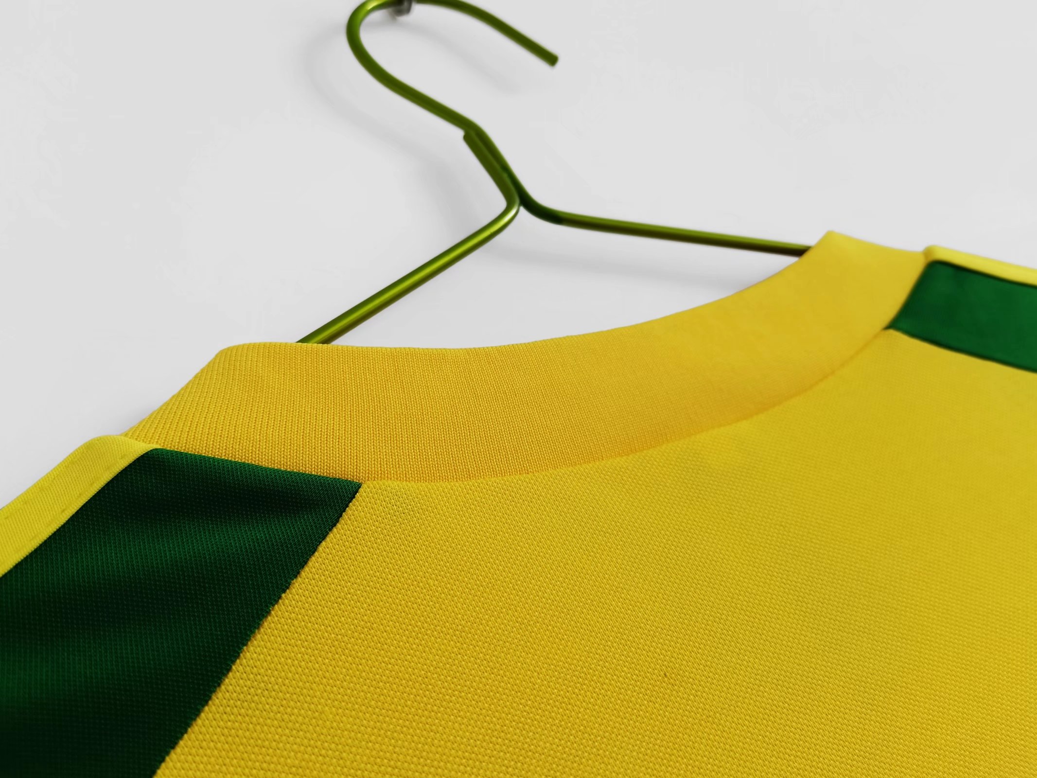 1982 Wales Away Retro Jersey - Image 9