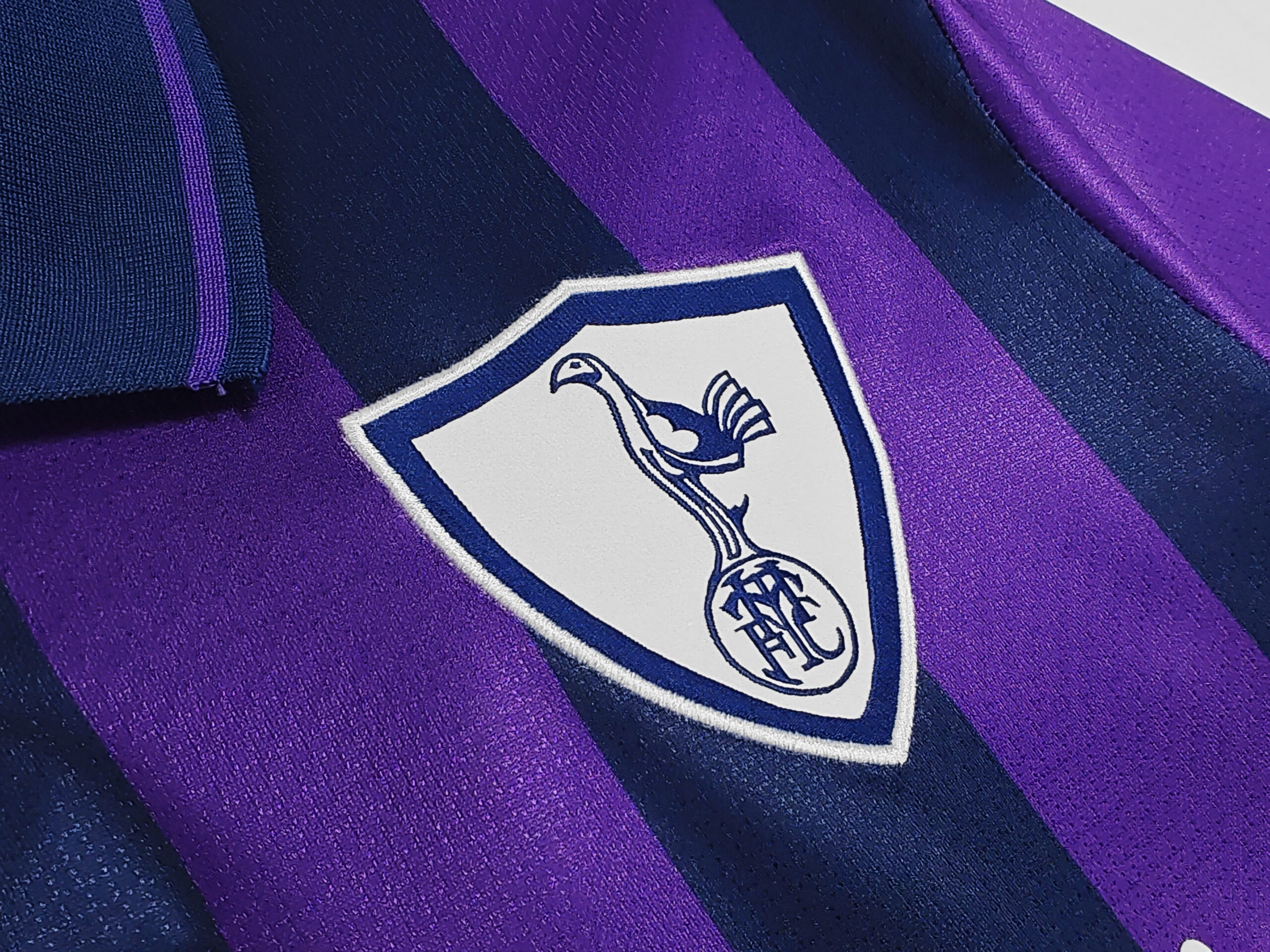 95-97 Tottenham Hotspur Away Retro Jersey - Image 6