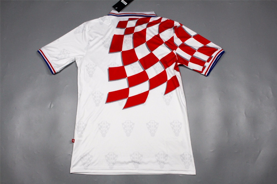 1998 World Cup Croatia Home Retro Jersey - Image 7