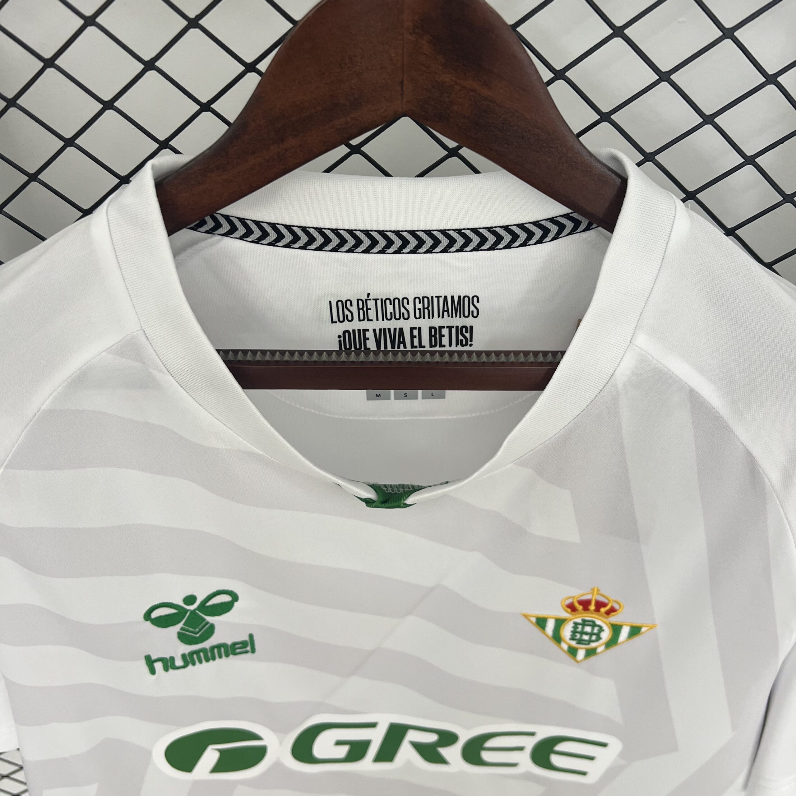25-26 Real Betis Goal Keeper White Fans Jersey - Image 3