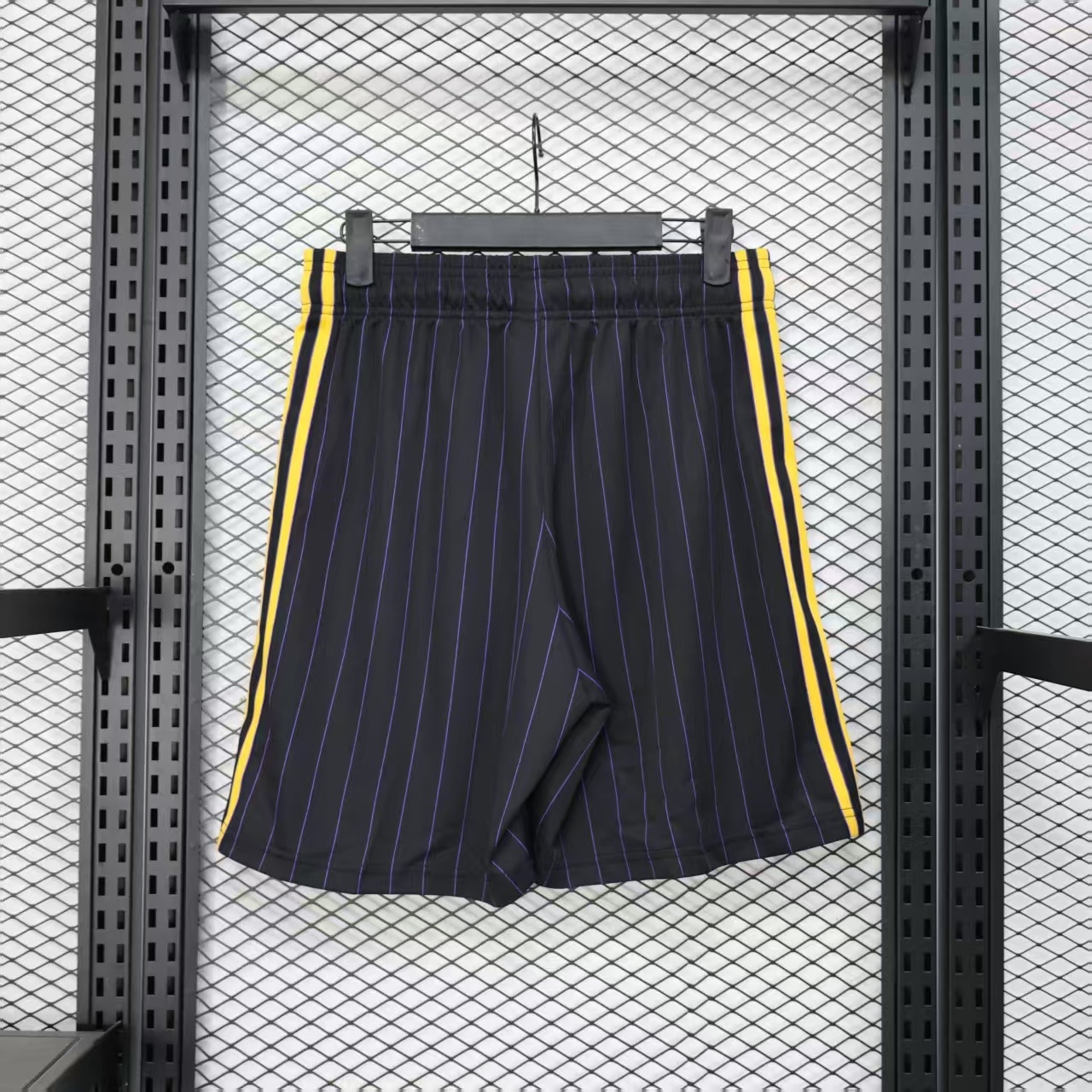 25-26 Manchester United Fashion Shorts/25-26 - Replica Jersey - Image 2