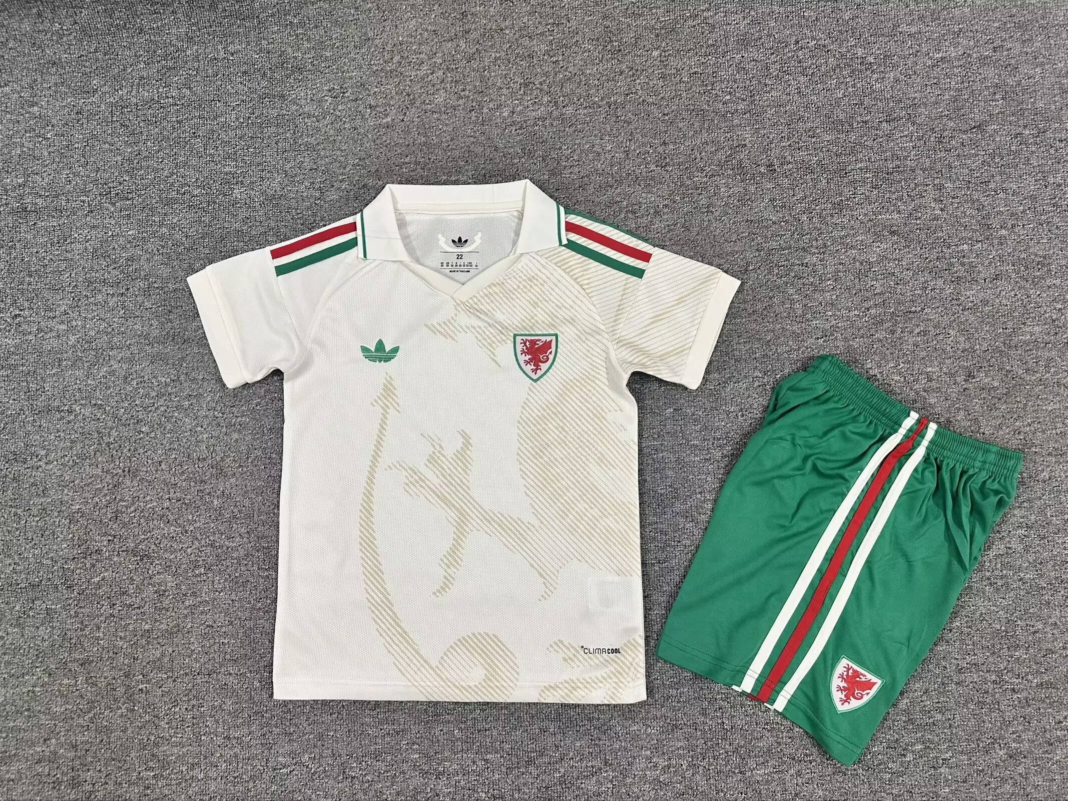 2026 Wales Away Kid Kit/2026