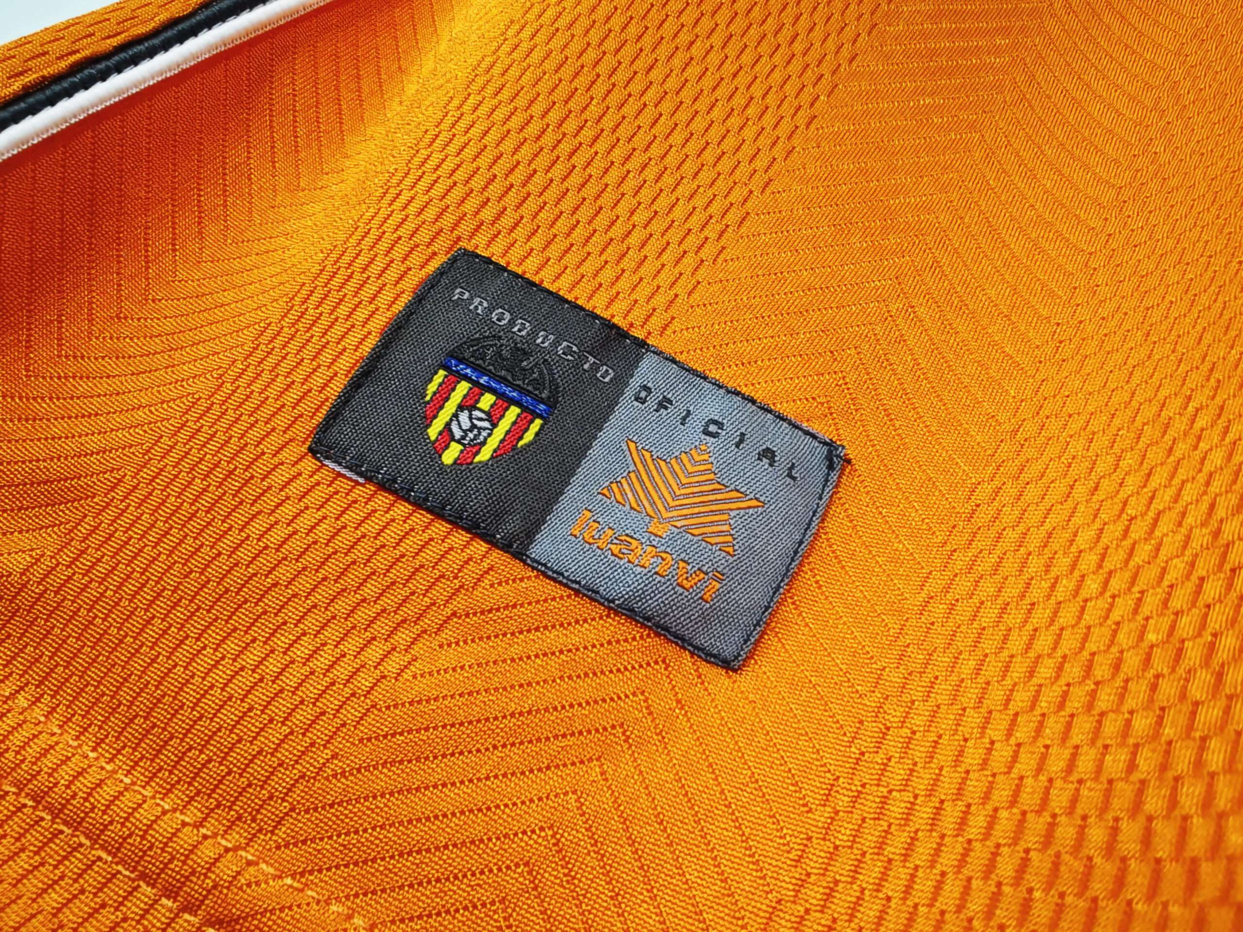 99-00 Valencia Away Retro Jersey - Image 5