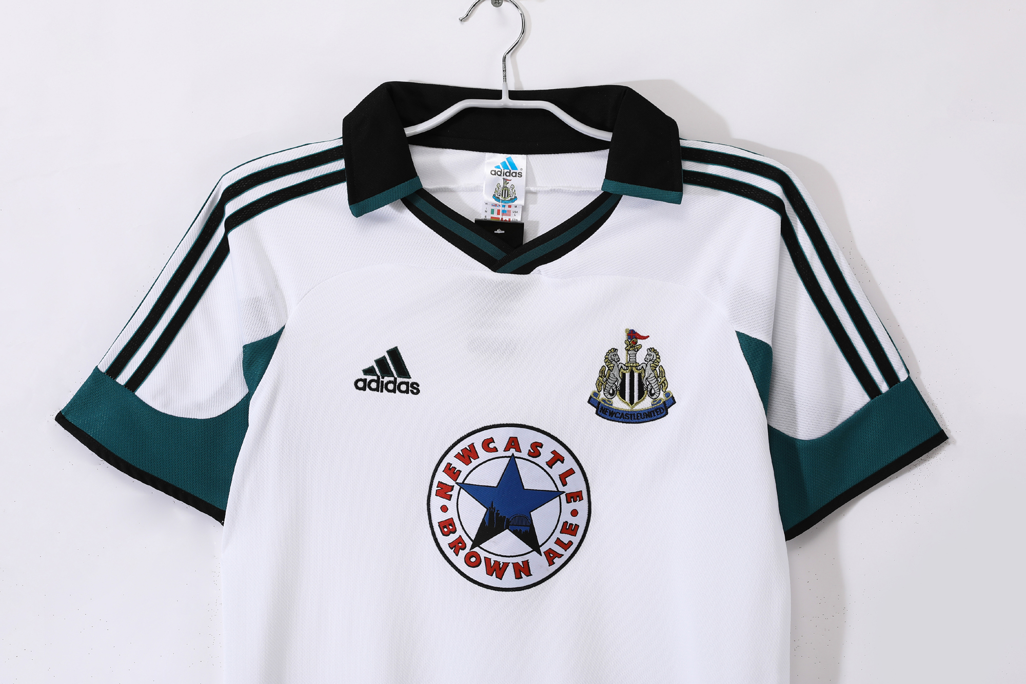 1999-2000 Newcastle United Away Retro Jersey - Image 2