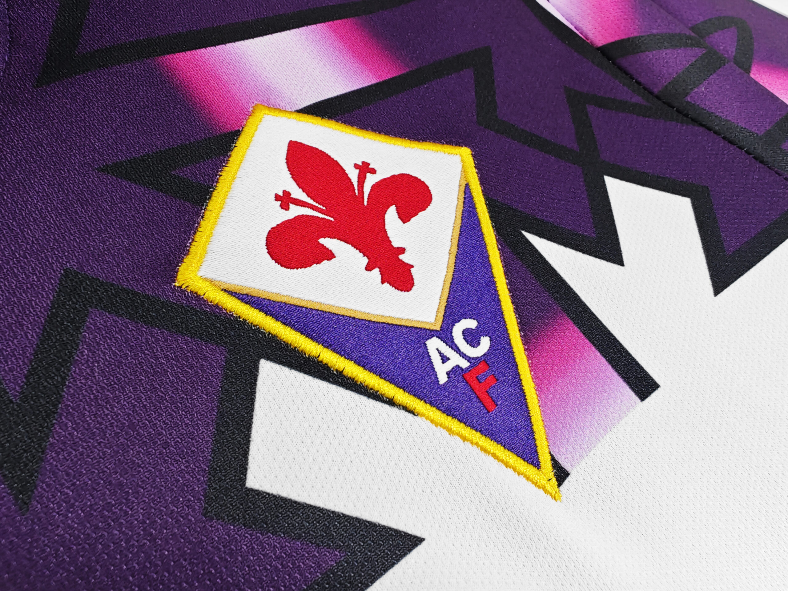 92-93 Fiorentina Away Retro Jersey - Image 4