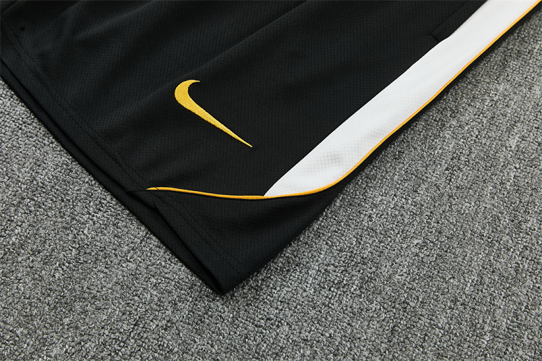 26-27 Chelsea Short Sleeve Training Suit - Image 10