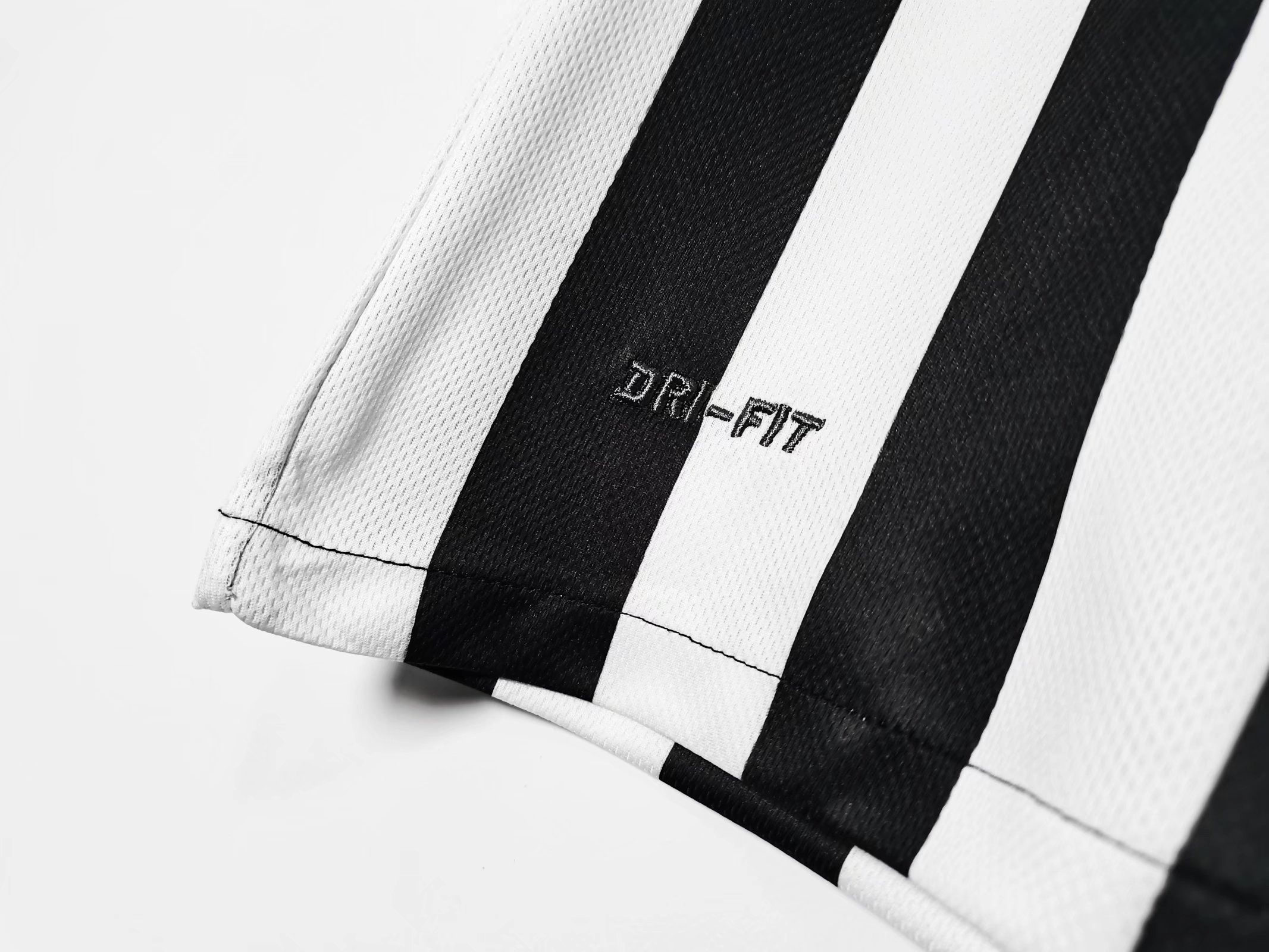 2013 Santos Away Retro Jersey - Image 8