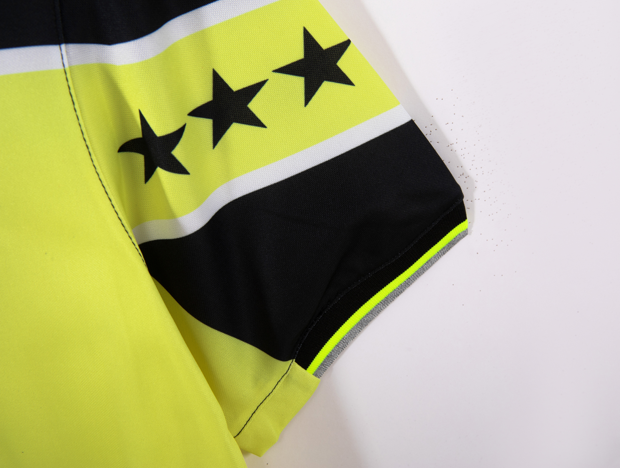 97-98 Dortmund Home Retro Jersey - Image 4