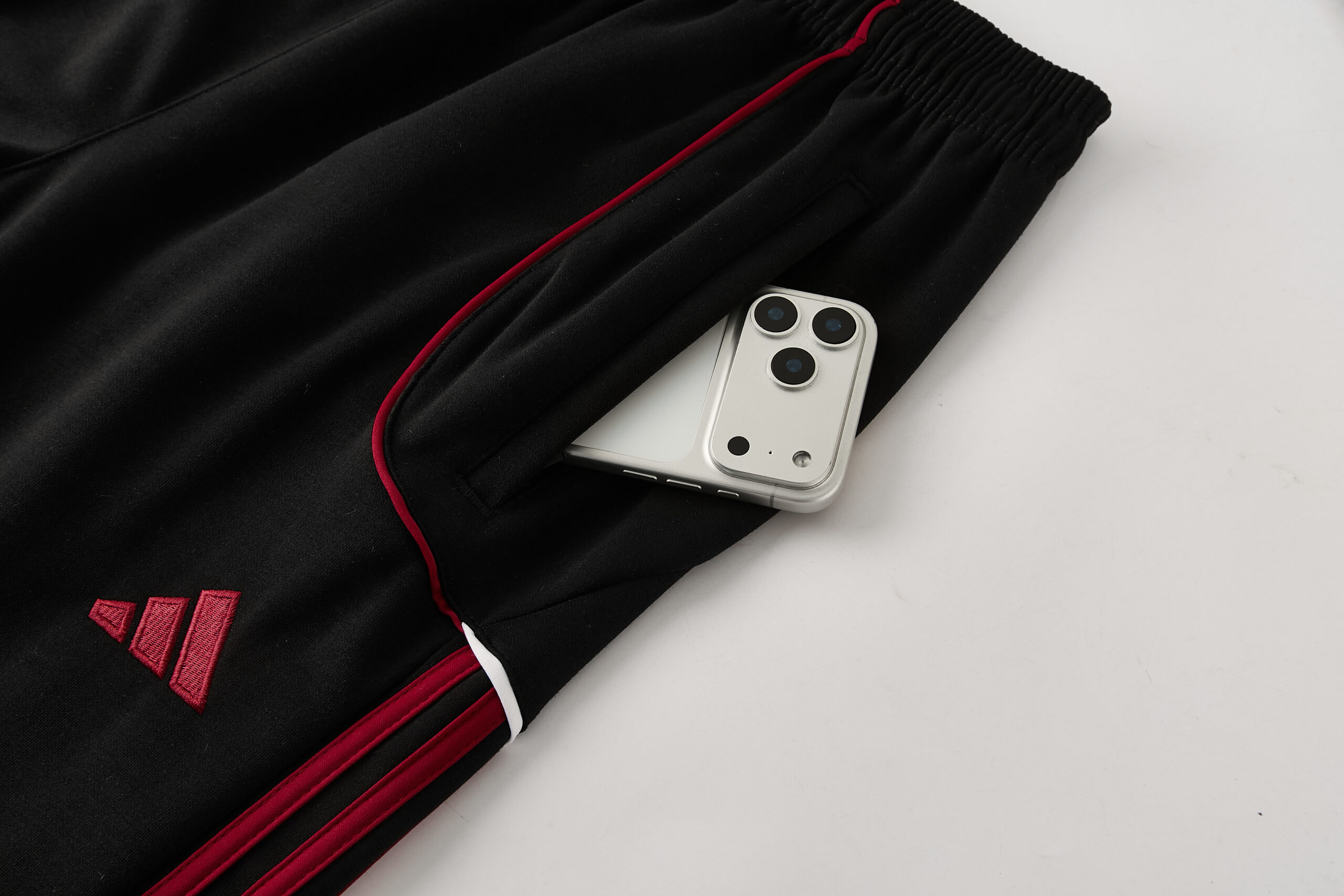 26-27 Liverpool Black hoodie Suit - Image 12