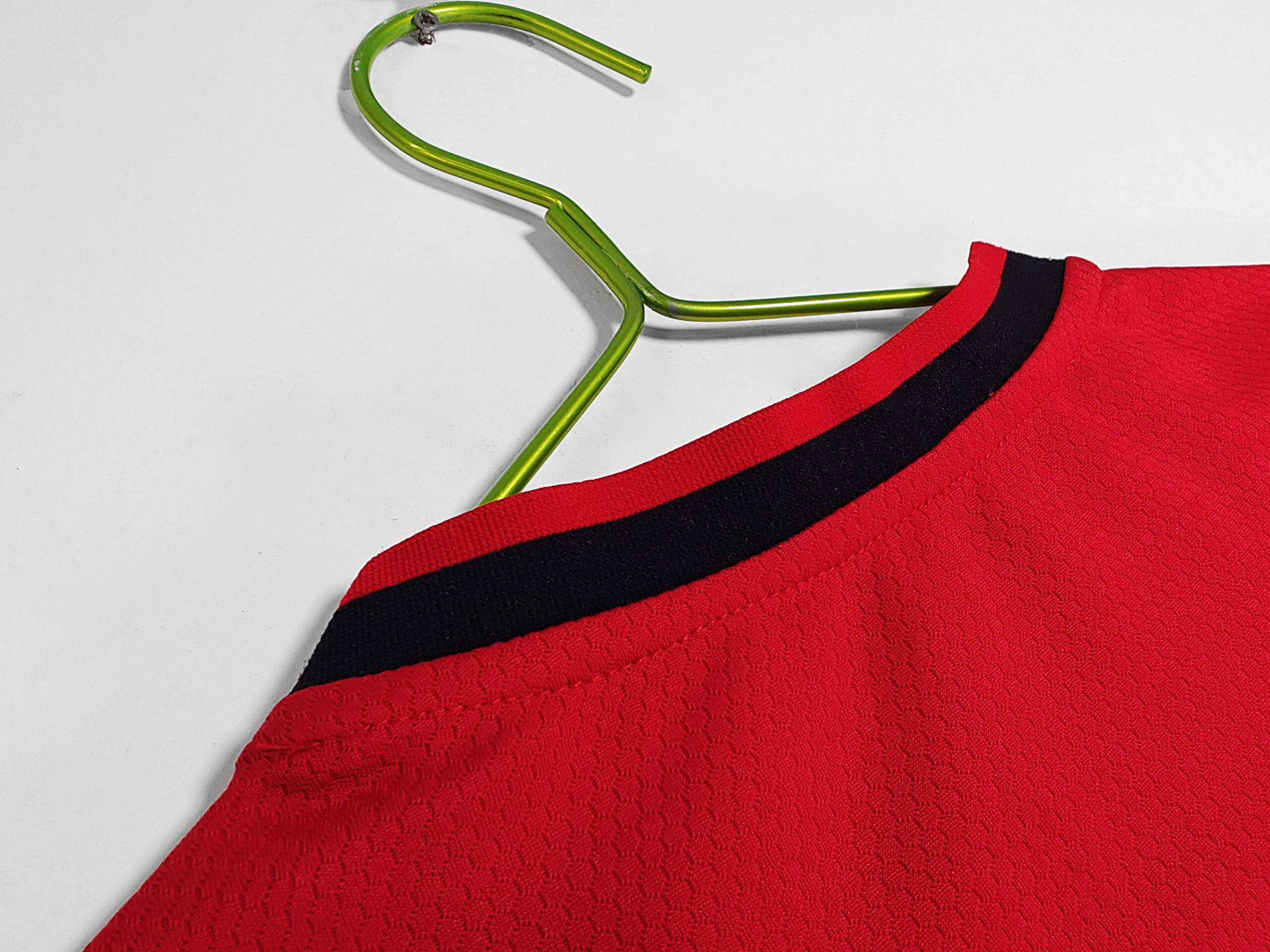 19-20 Manchester United Home Retro Jersey - Image 7
