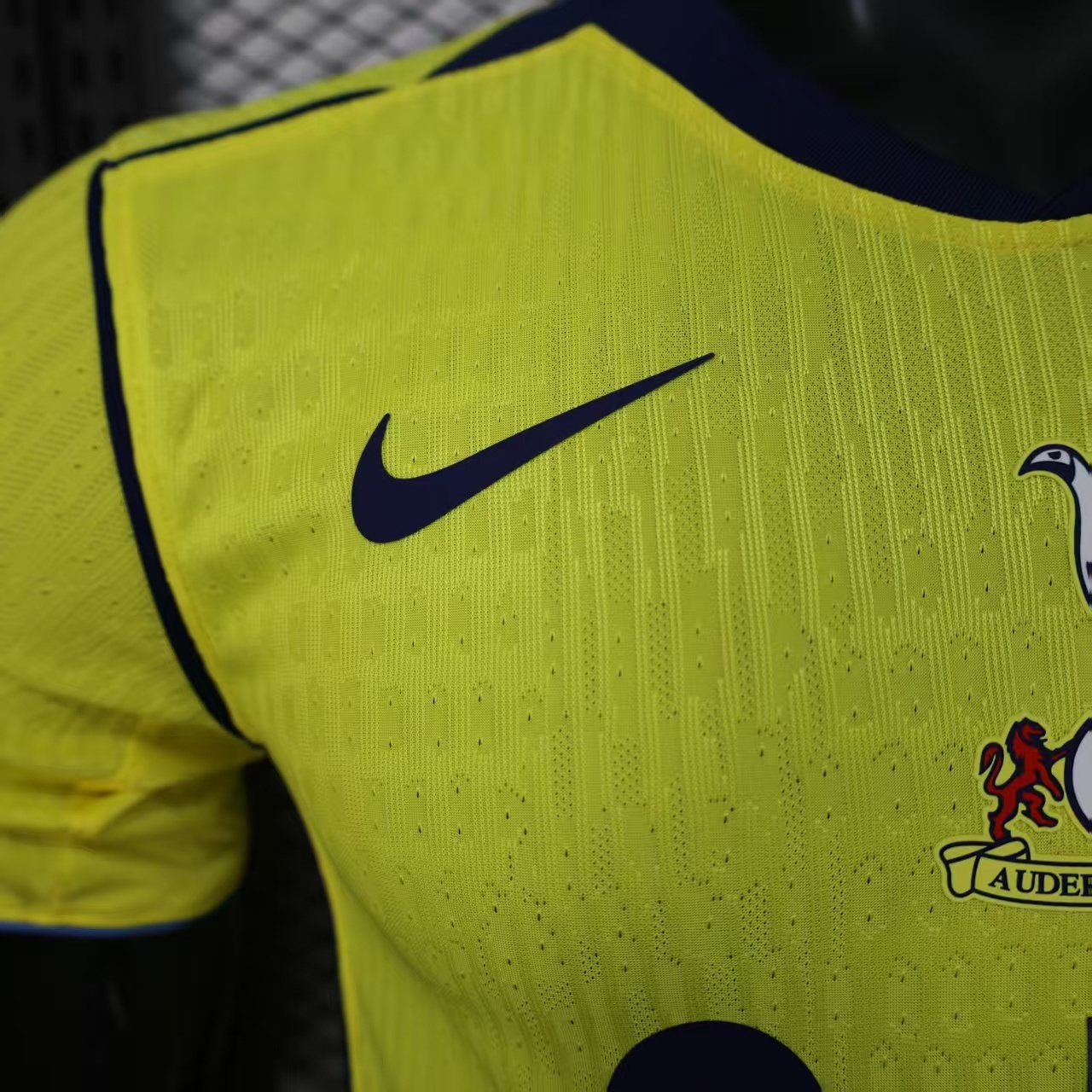 25-26 Tottenham Hotspur Third Player Jersey - Image 4