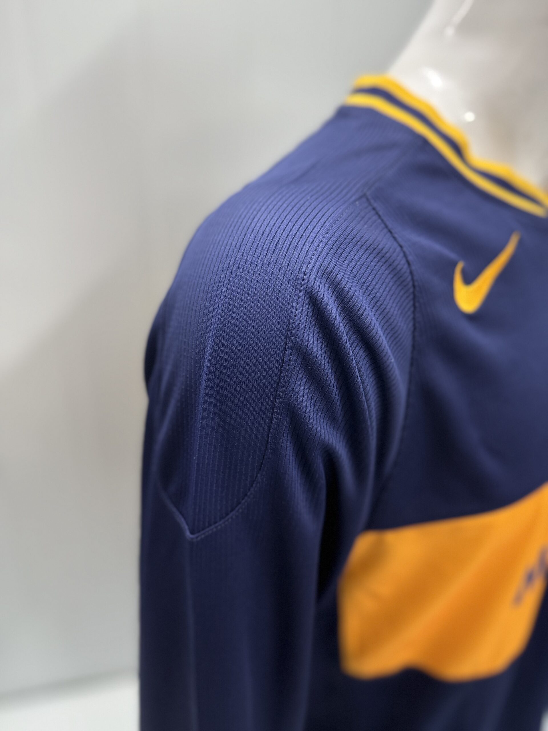 06-07 Boca Juniors Home Long Sleeve Retro Jersey - Image 3