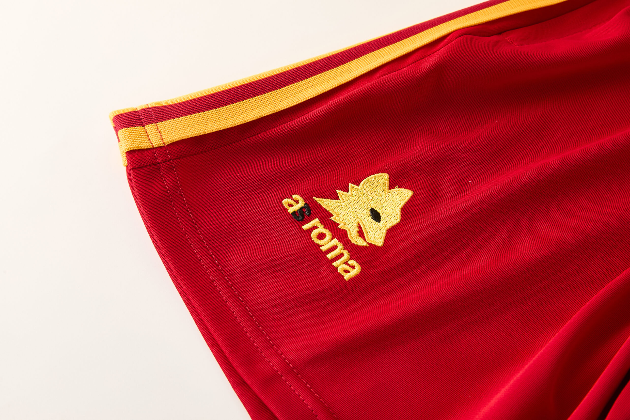 26-27 Roma Short Sleeve Training Suit - Image 8